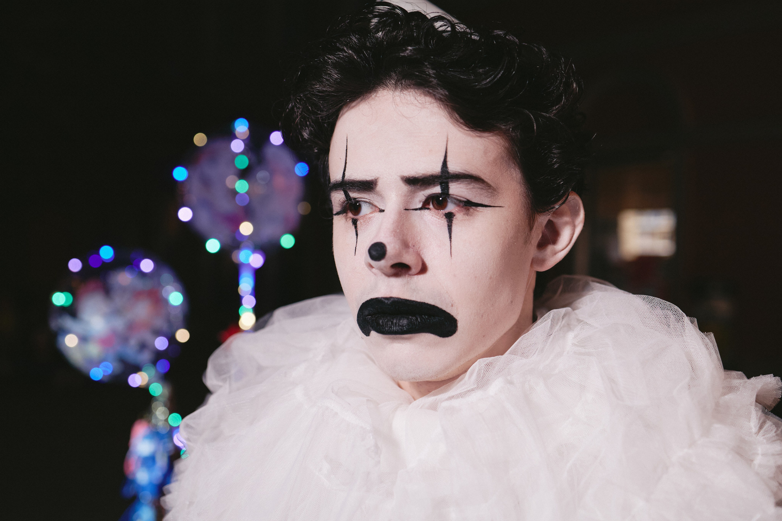 Маска и личность | Концептуальная фотосессия клоуна в Нови Саде. Анастасия Еремина | Фотограф в Сербии | Персональные и бизнес-фотосессии в Белграде и Нови Саде