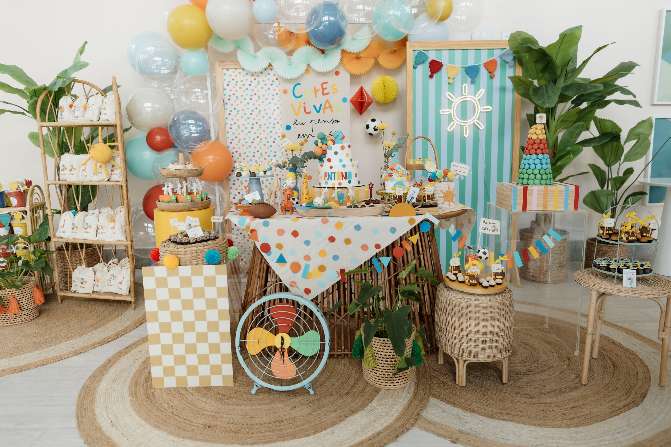 Ventilador como parte do tema da festa