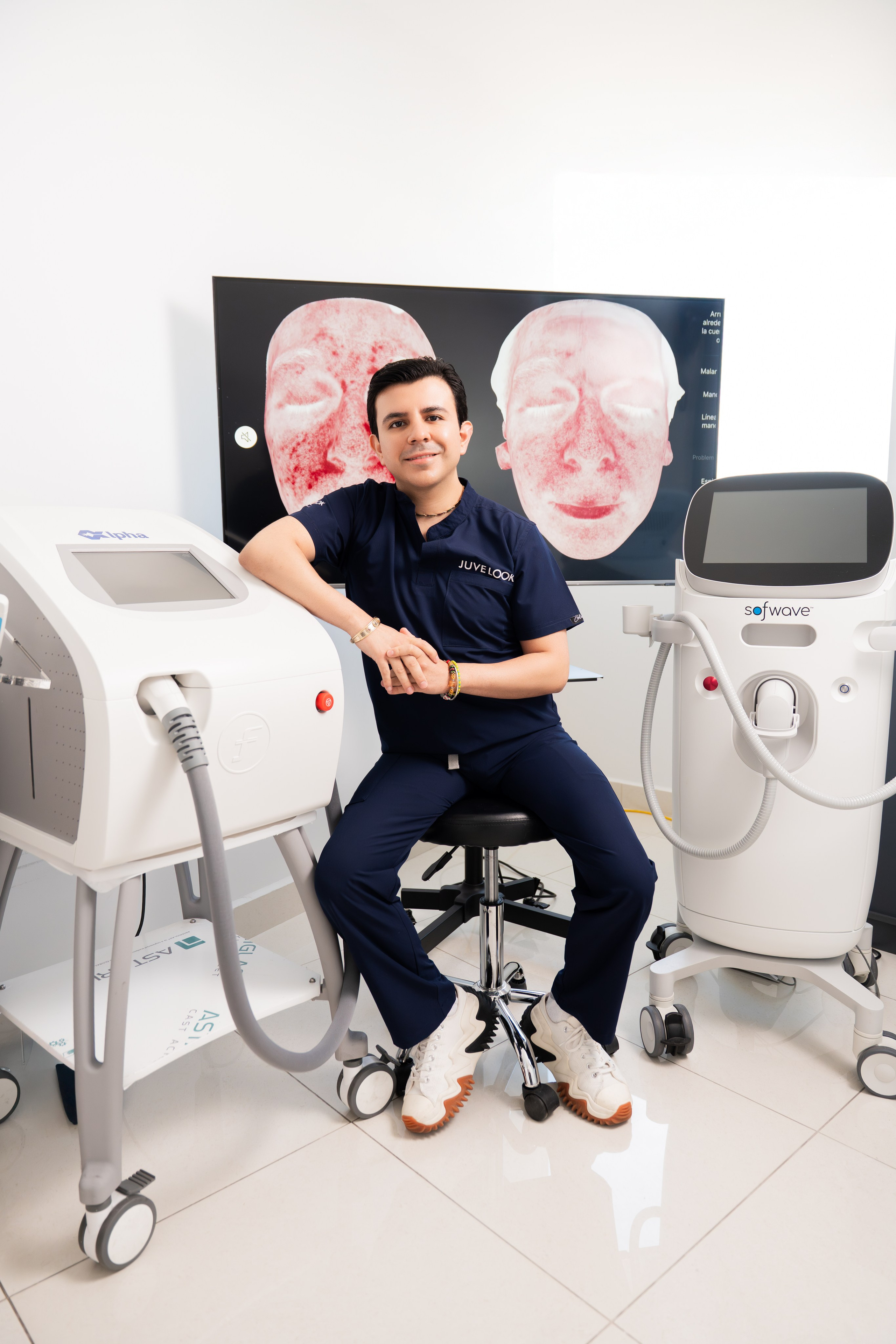 Dr. Carlos Miranda. Miguelsalasfoto