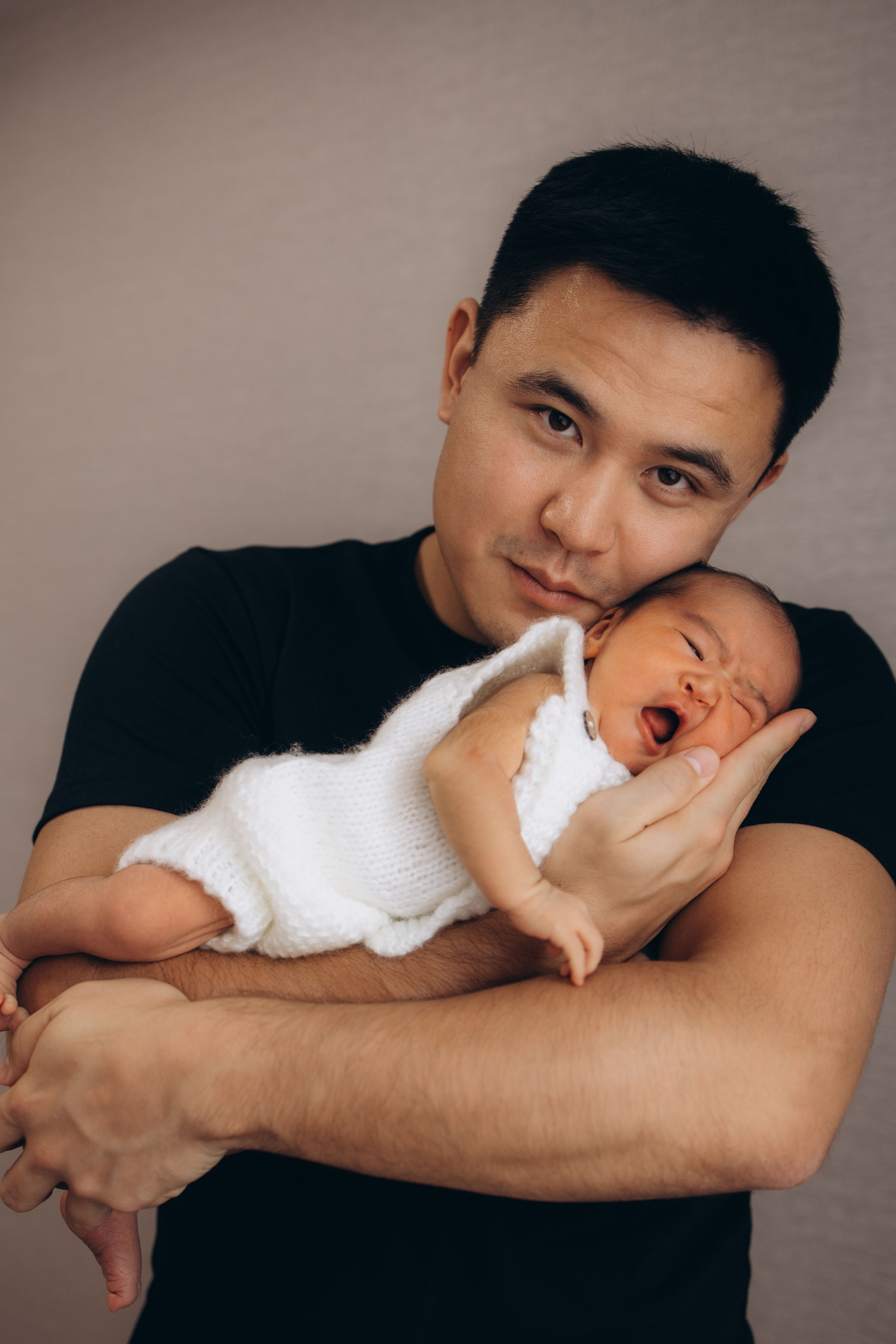 So loved. Birth, Family, Newborn photographer in Dubai| Eliza Baitikova