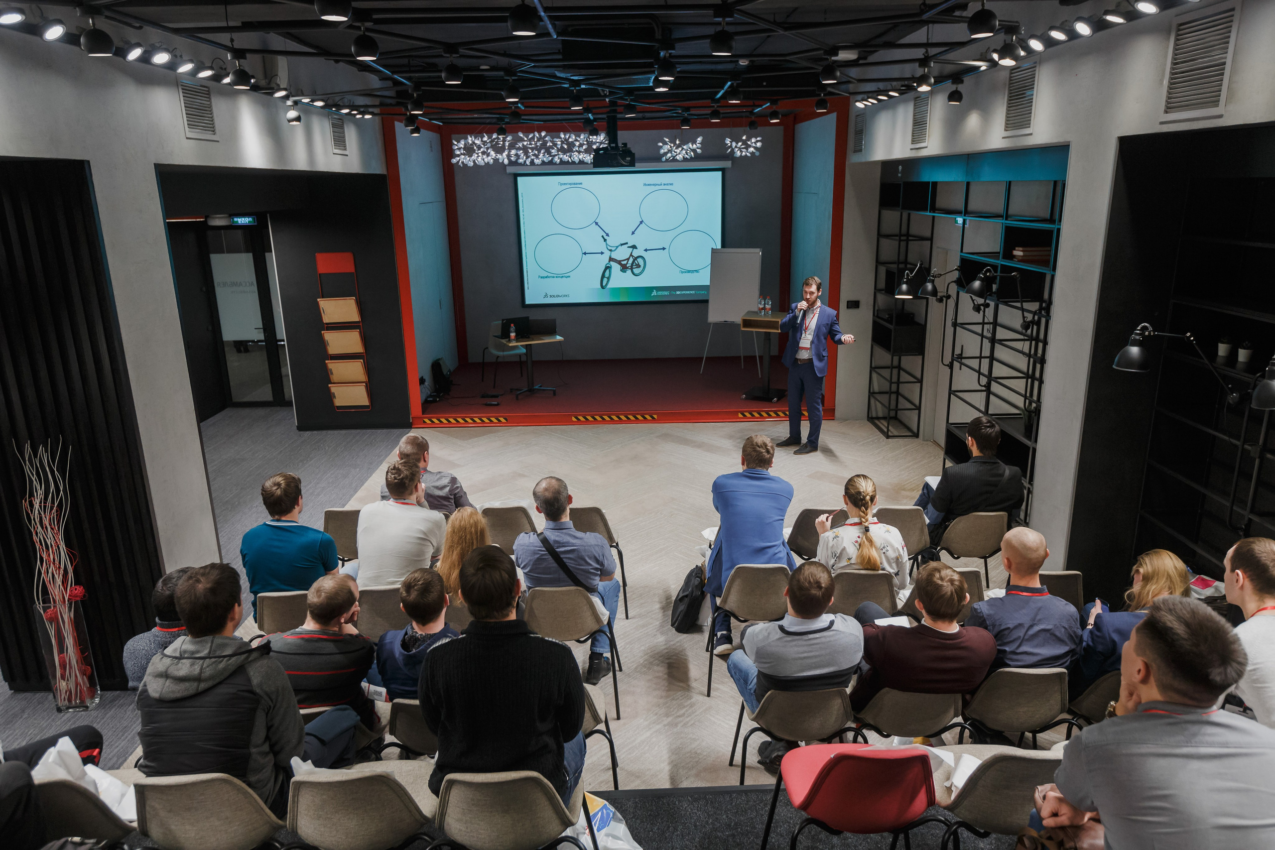 Conferencias. Fotógrafo de retrato, familia y reportajes en Valencia | España | Europa Vitalii Lumier