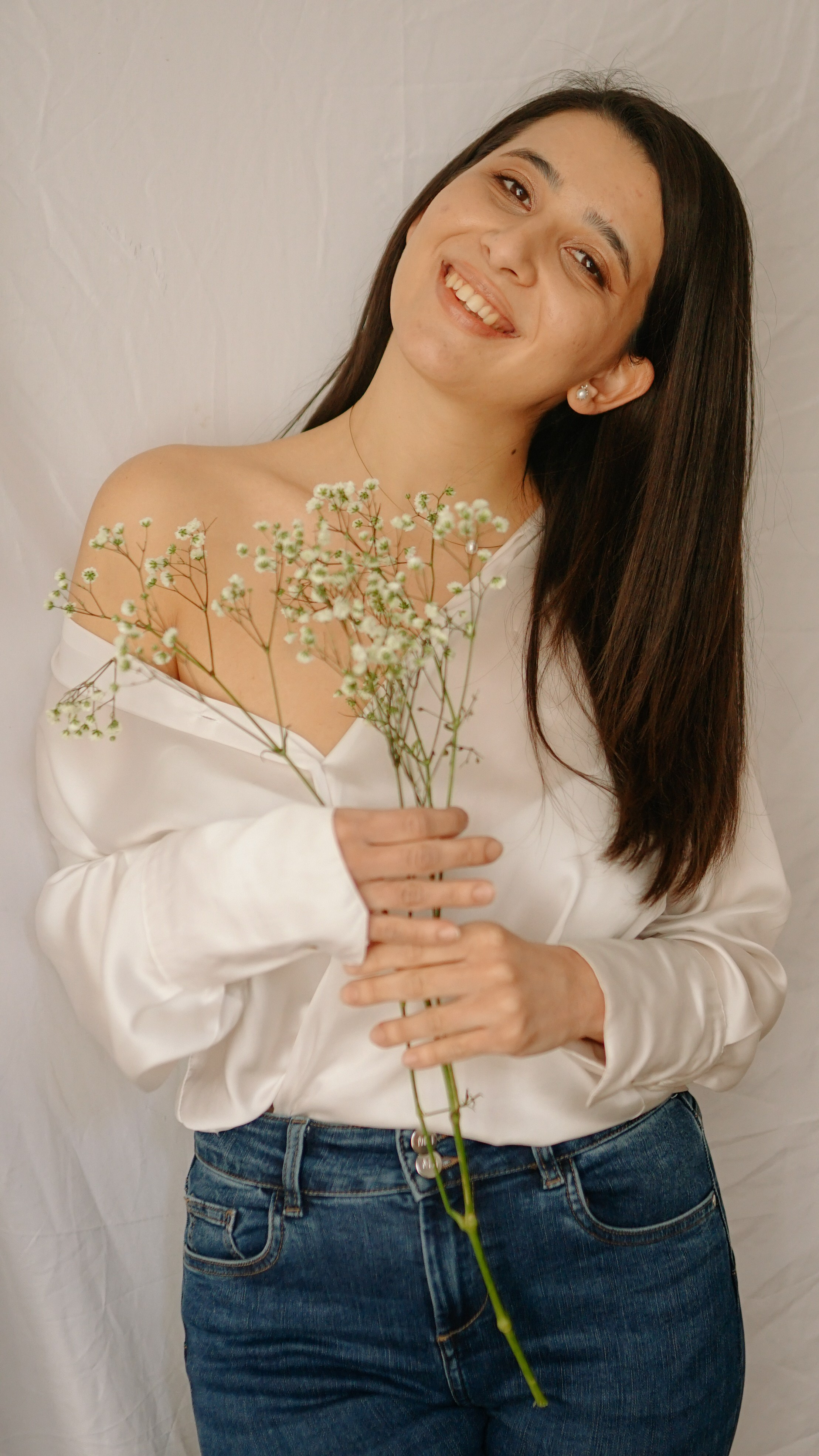 Fotografie de Portret Brașov | Artist Mădălina Beda. Madalina Beda- Artist vizual, fotograf, doula la nastere, consultant babywearing Brasov si in toata tara