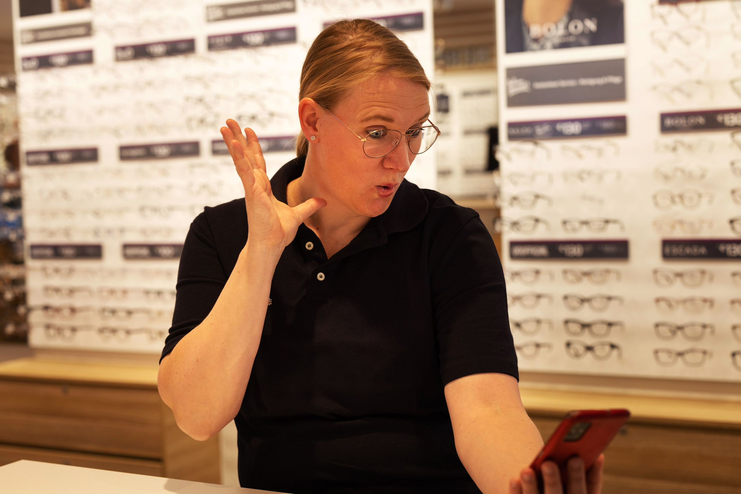 Optiker. Fotografin und Videografin im Raum Osnabrück und Emsland Alla