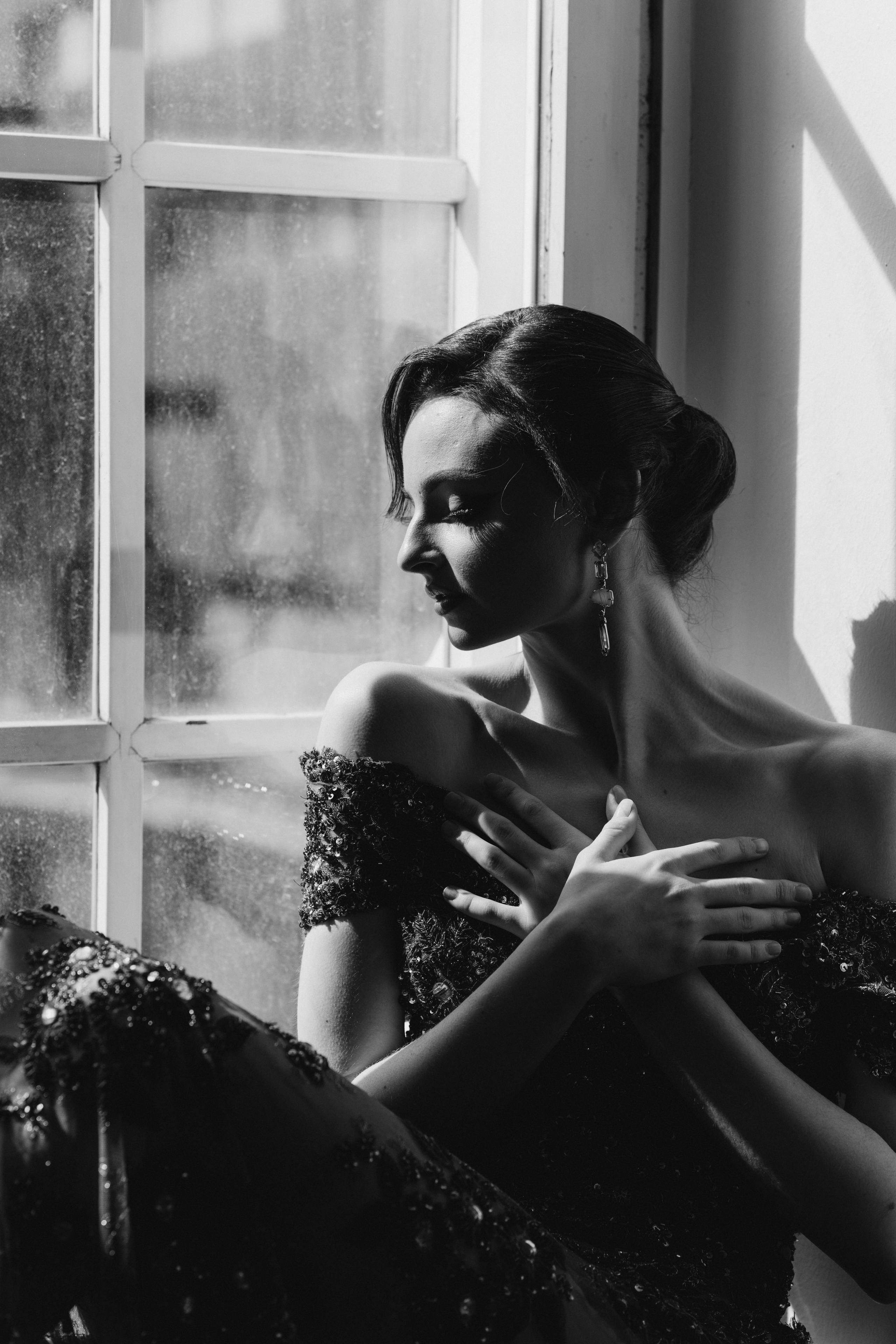 Riikka Couture, Riikka Ikäheimo, Violetta Keller, Portrait, Dancer. Wedding and potrait photographer in Helsinki Vickan O