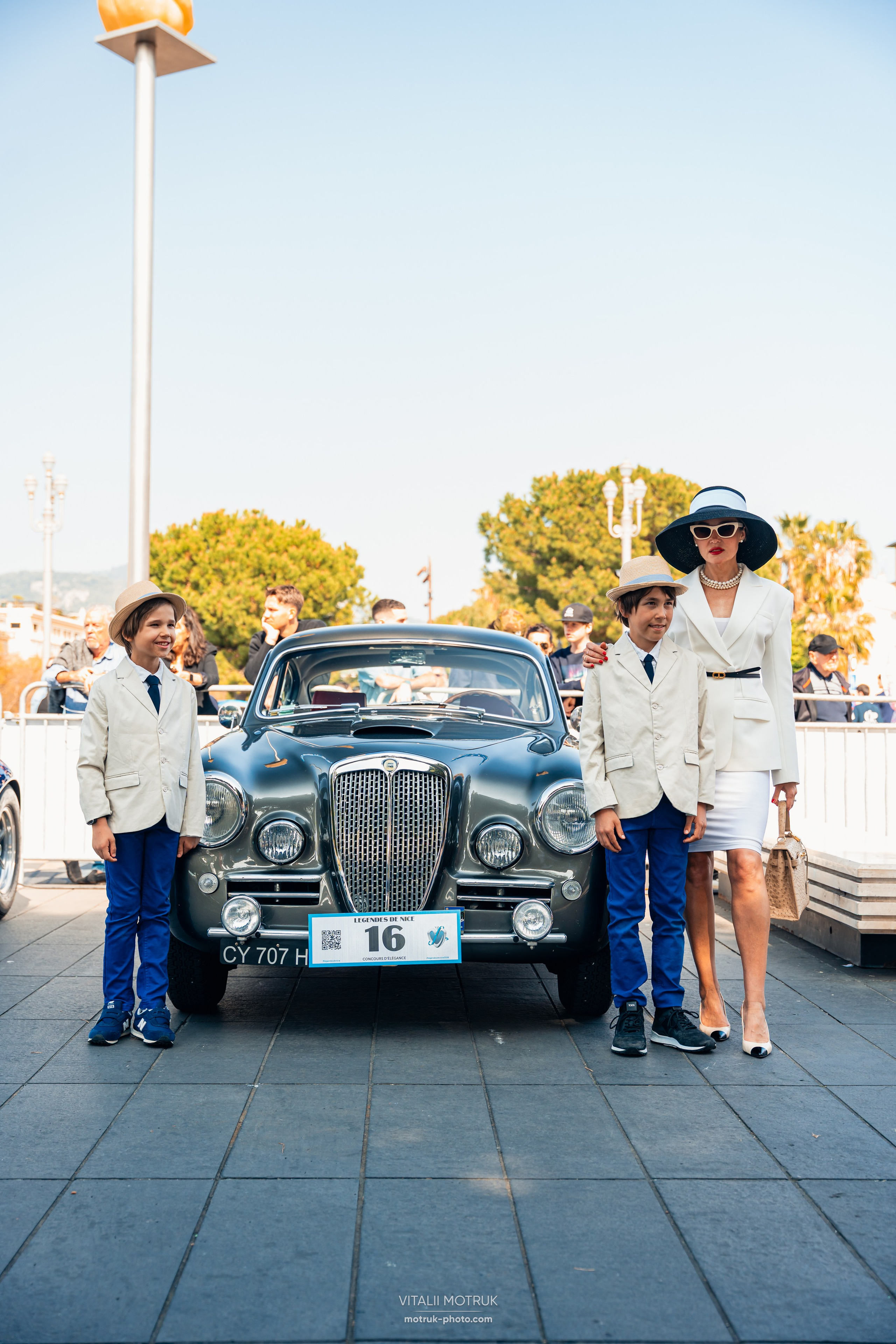 Legends de Nice. Photographe de voitures à Paris — Vitalii Motruk