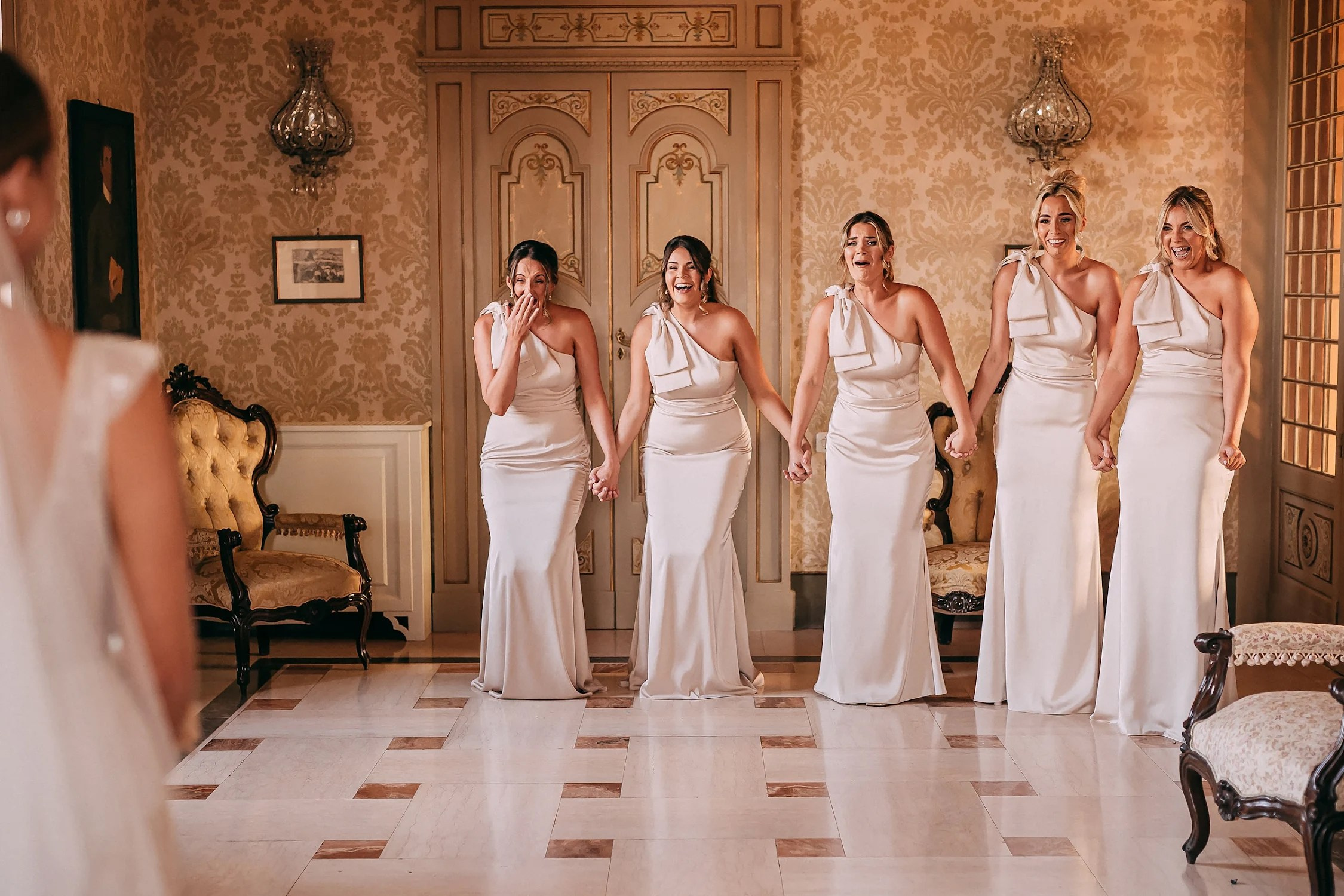 Candid moments. Wedding photographer Como Lake, Italy