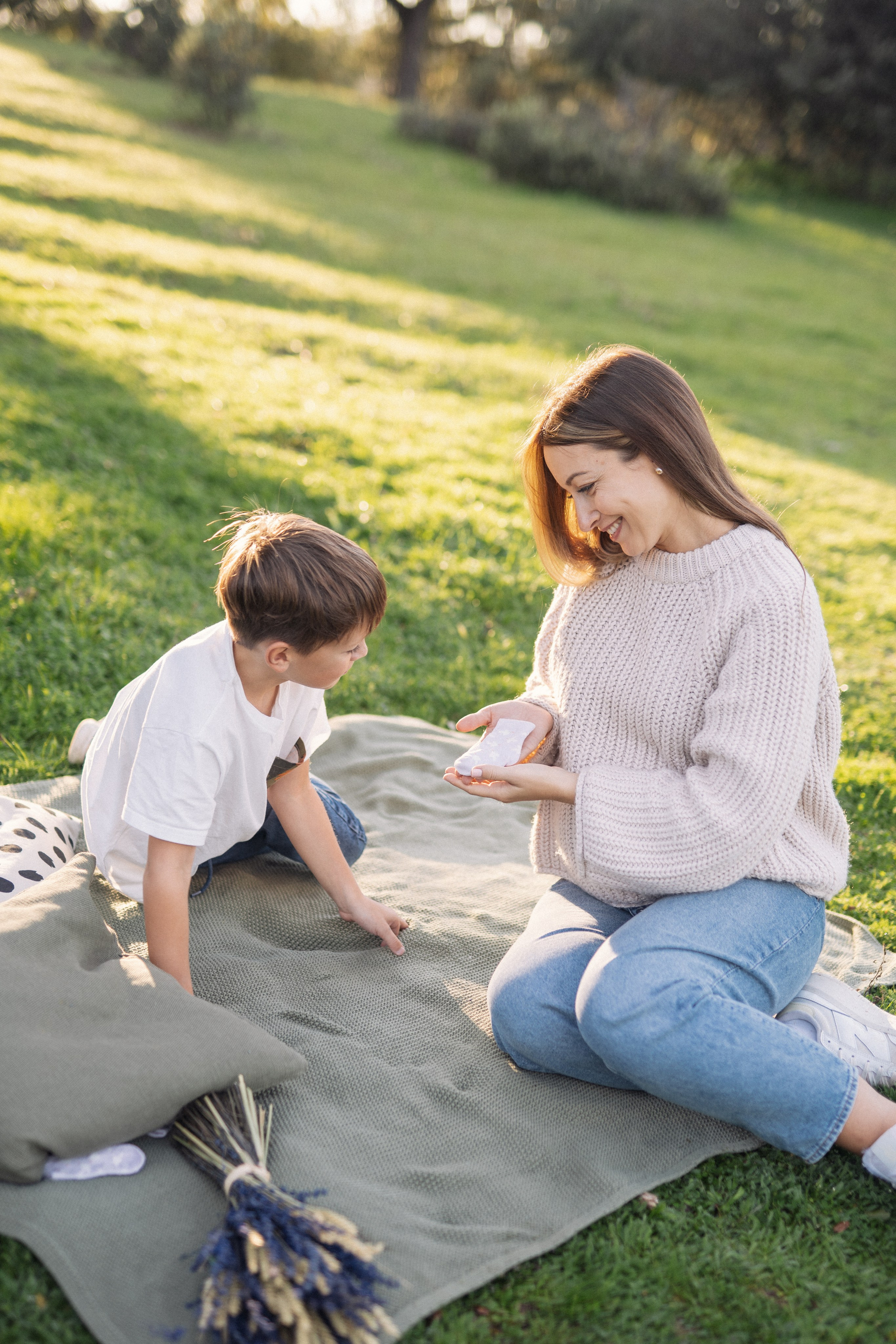 Family Session Photography in Spain. Photographer in Madrid, Spain. Alyona Belyaninova