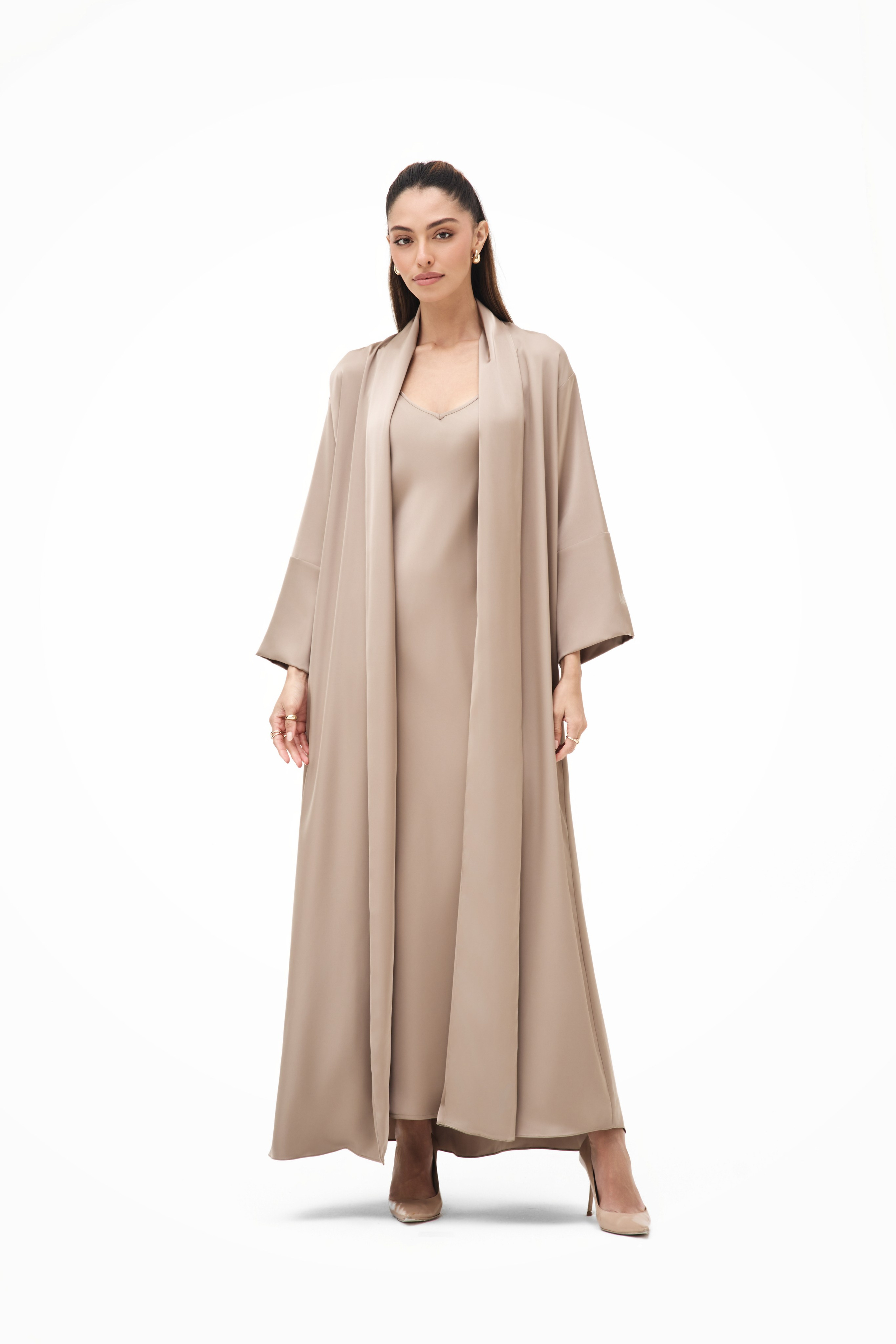 LOOK BOOK. Dubai photographer Anastasiia.dxb — portrait, fashion and brand photoshoots. Professional photographer for personal and commercial projects