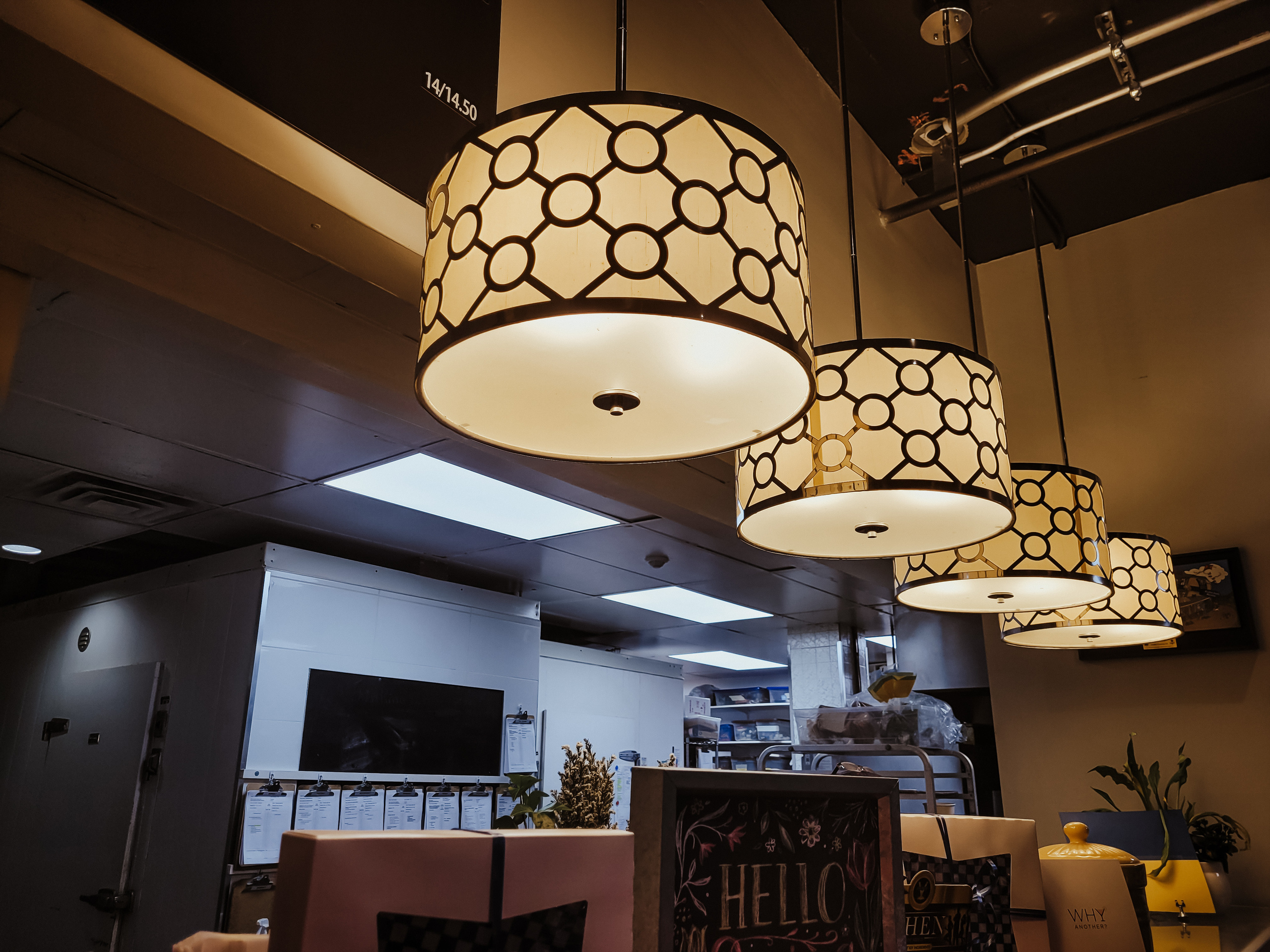 Irina Stelmakh — Emelle’s Westside Kitchen, Backstage. Yana Bobrova | Artistic Photography