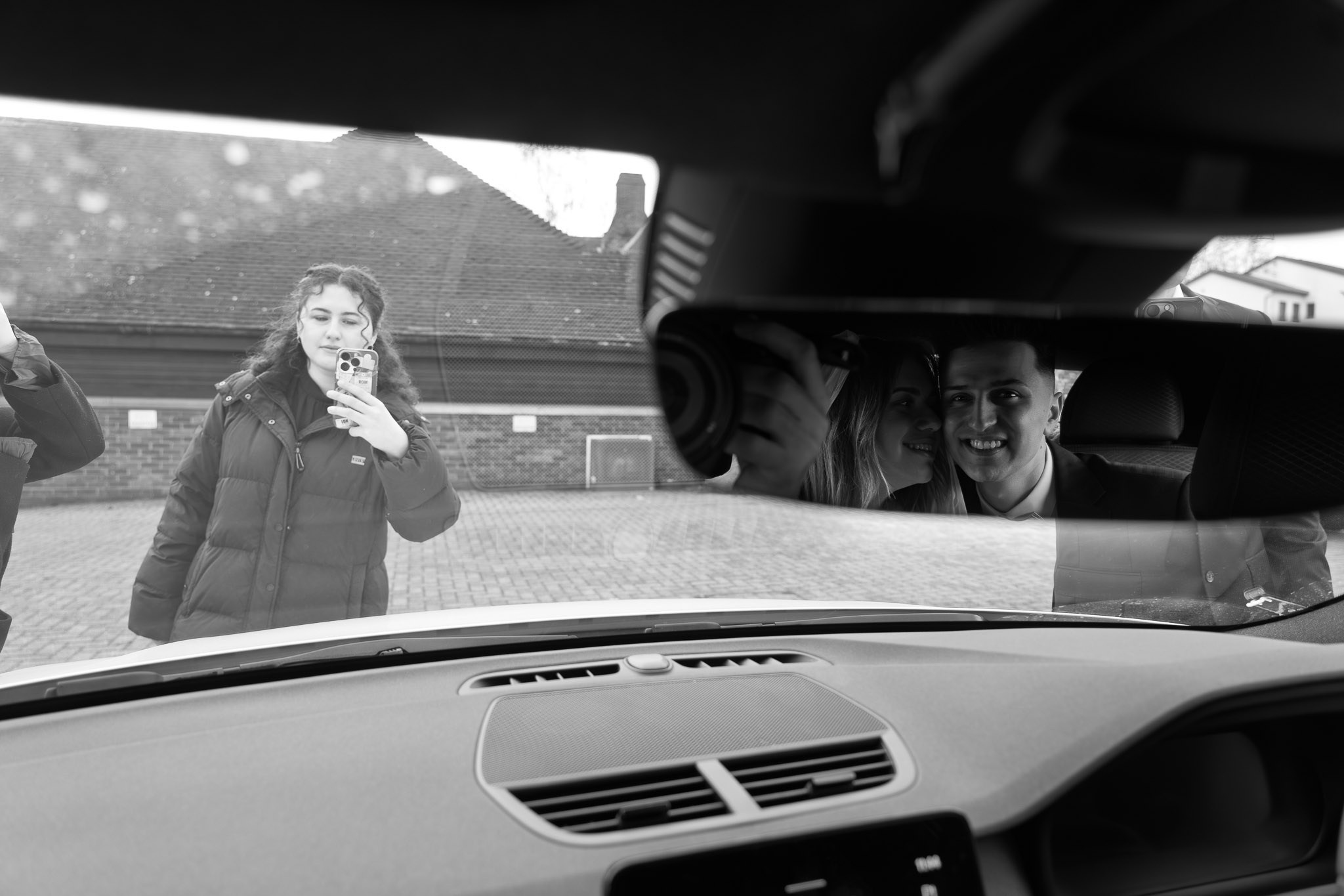 Book a wedding photographer and videographer in London. Wedding photographer in United Kingdom