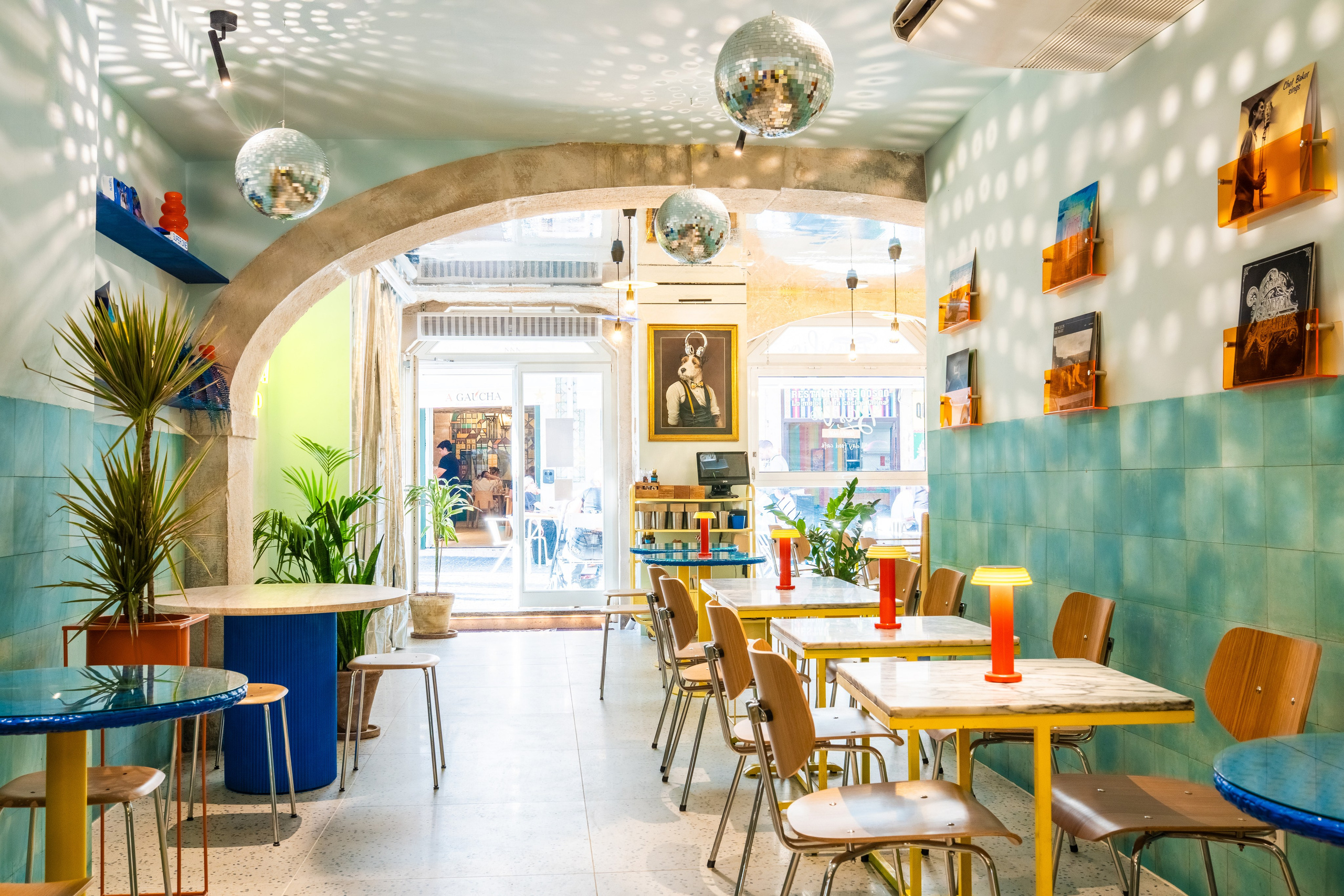 Cafe Basilio. Maria Sher. Fotógrafa profissional do Porto, Portugal