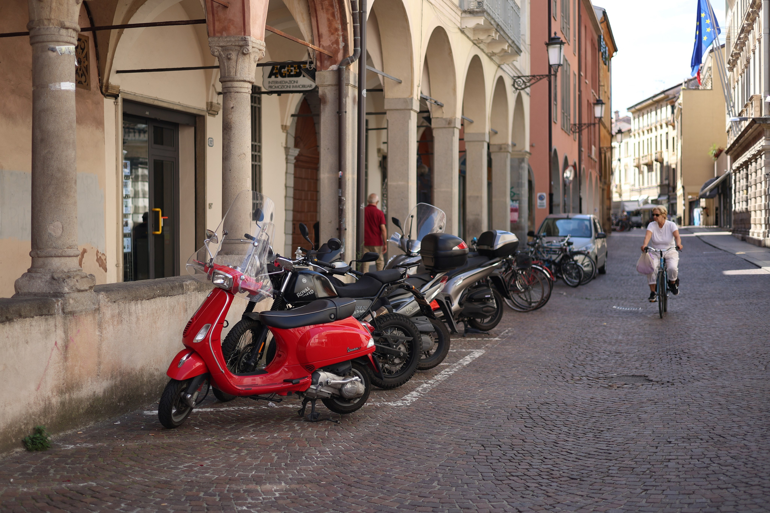 Street. ARTAMIND Photography. Portraits, Family Sessions, Events. Buffalo, NY