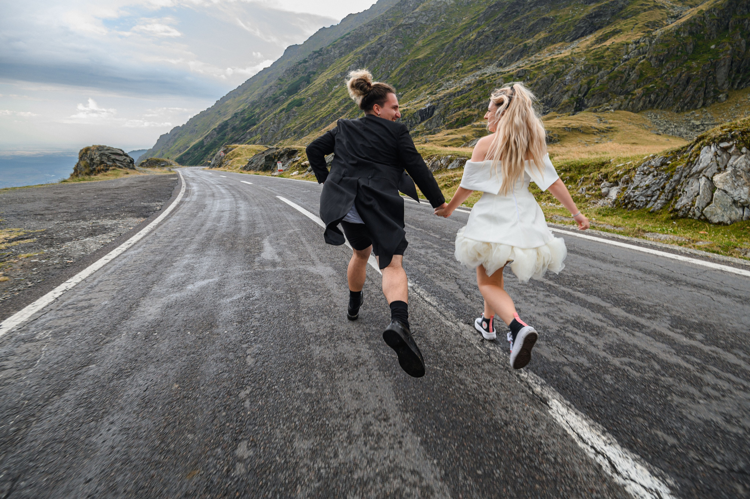 Octavian & Antonia | Trash The Dress. Erik Bagy | Fotograf de Nuntă