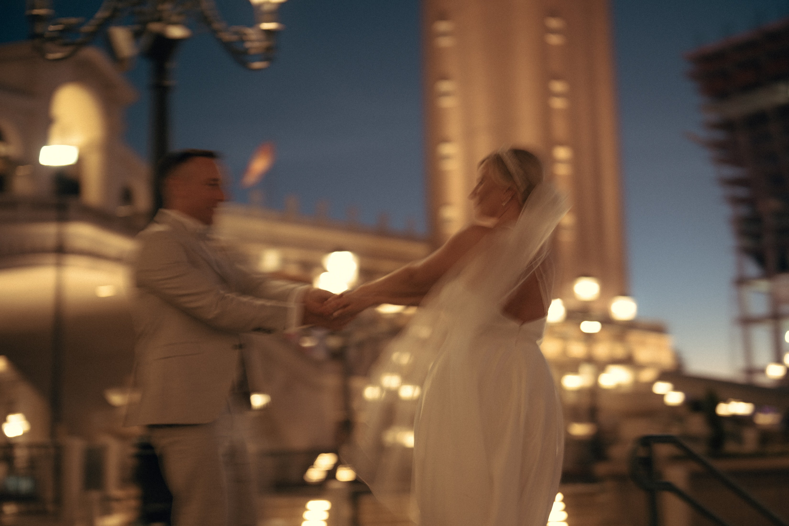 I&M. Wedding & elopement photographer Viktoriya Kravtsov. Las Vegas