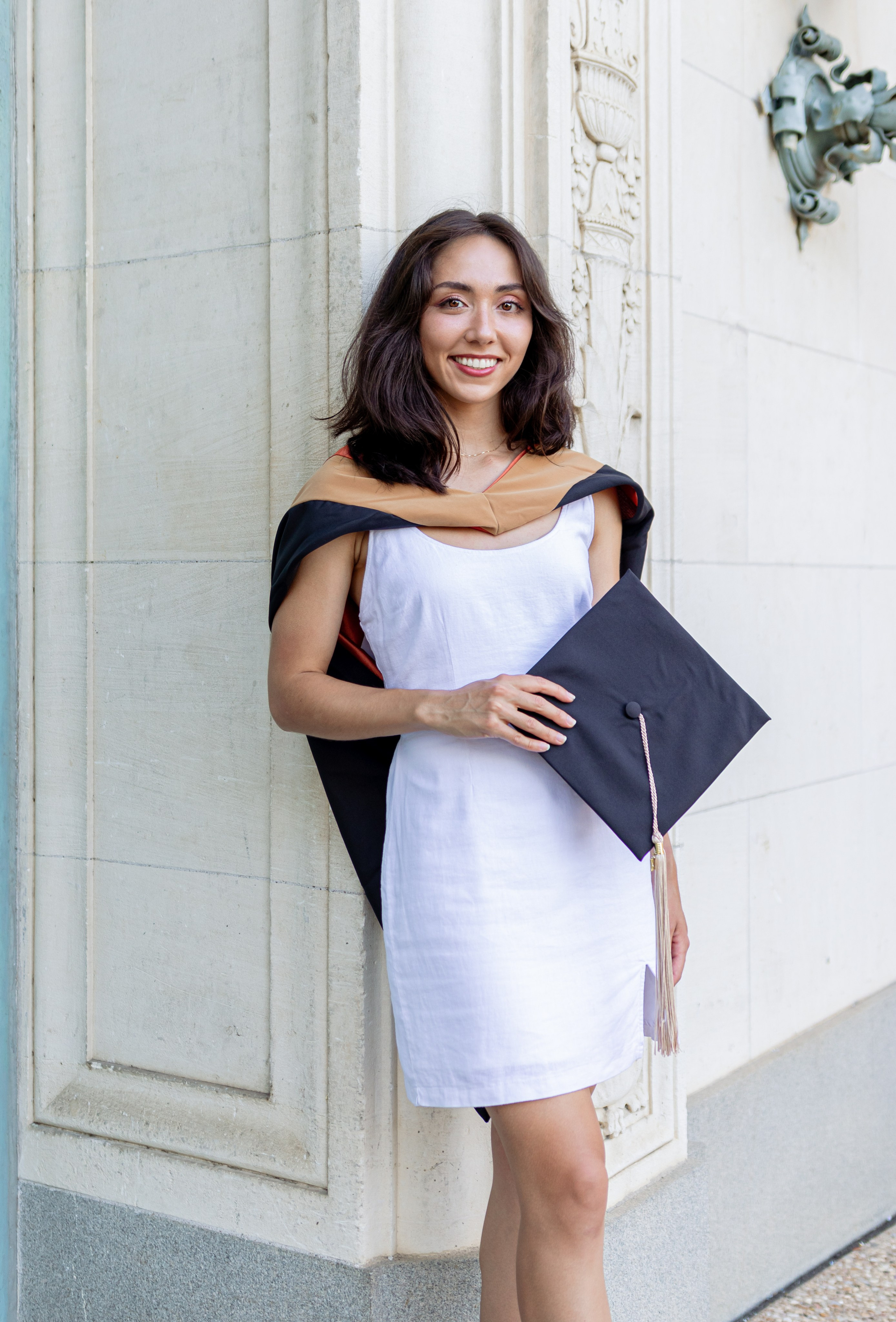 Saskia’s senior photoshoot at the University of Texas Austin