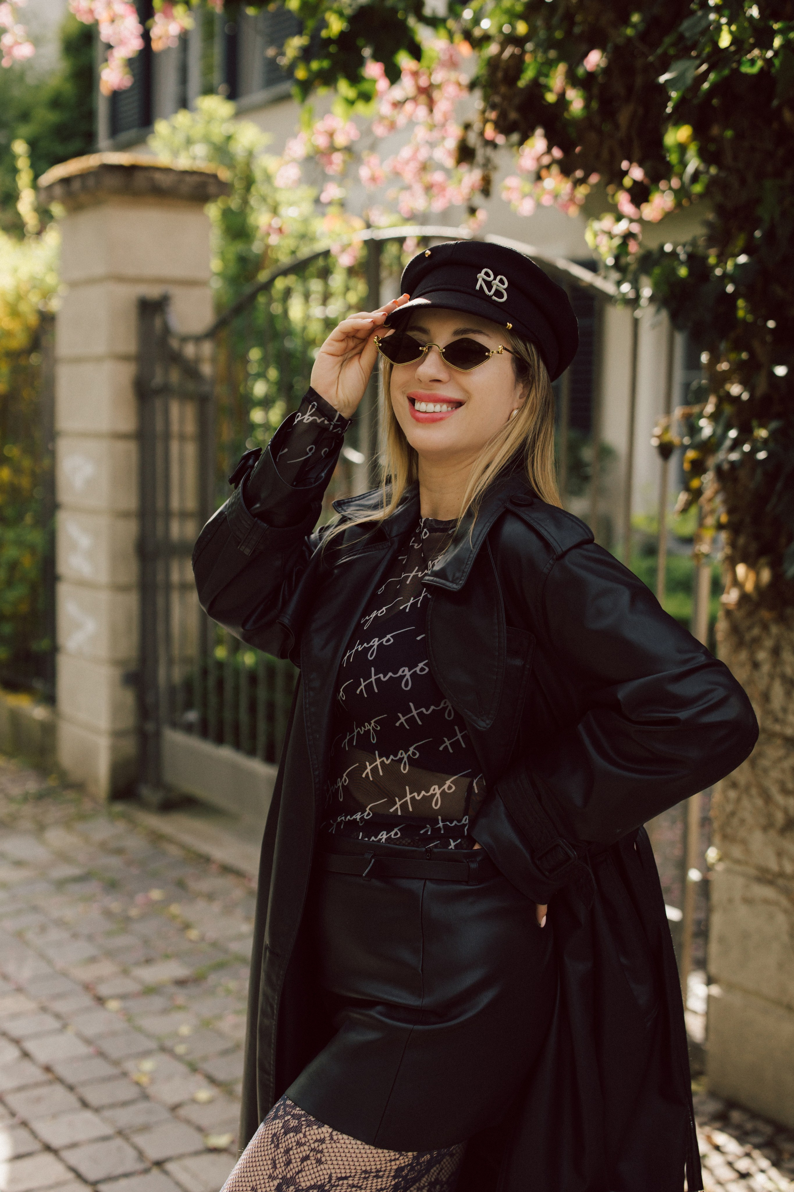 Street Portrait in Leipzig. Woman in black Leather Coat. Stylish. Charismatic Photography by Kristina Kozheltsova. Kristina Kozheltsova- Soulful Portrait&Lifestyle&Love Story Photographer in Leipzig, Germany
