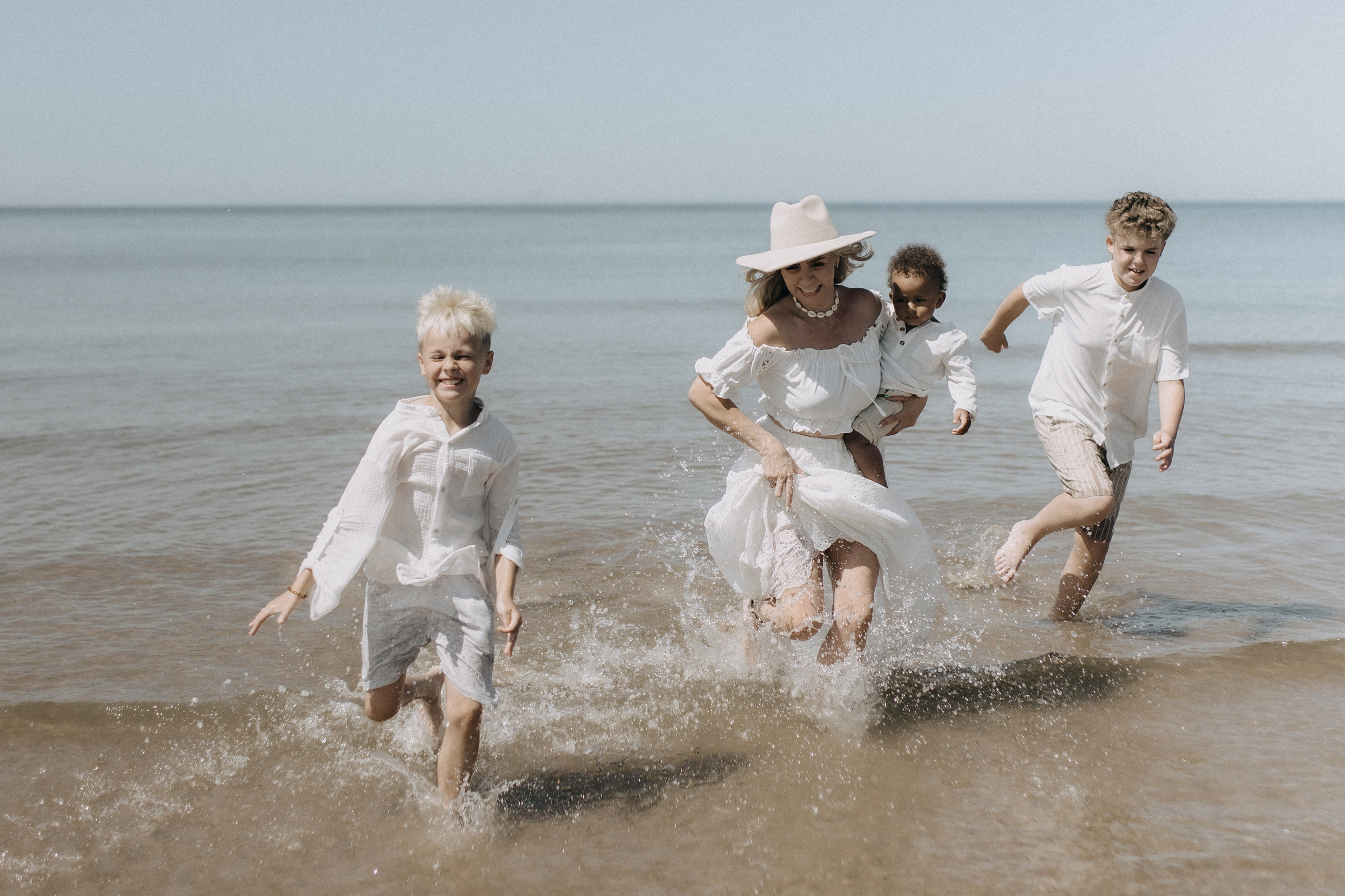 Family. Yorkshire Wedding and Portrait Photographer Evie Moon