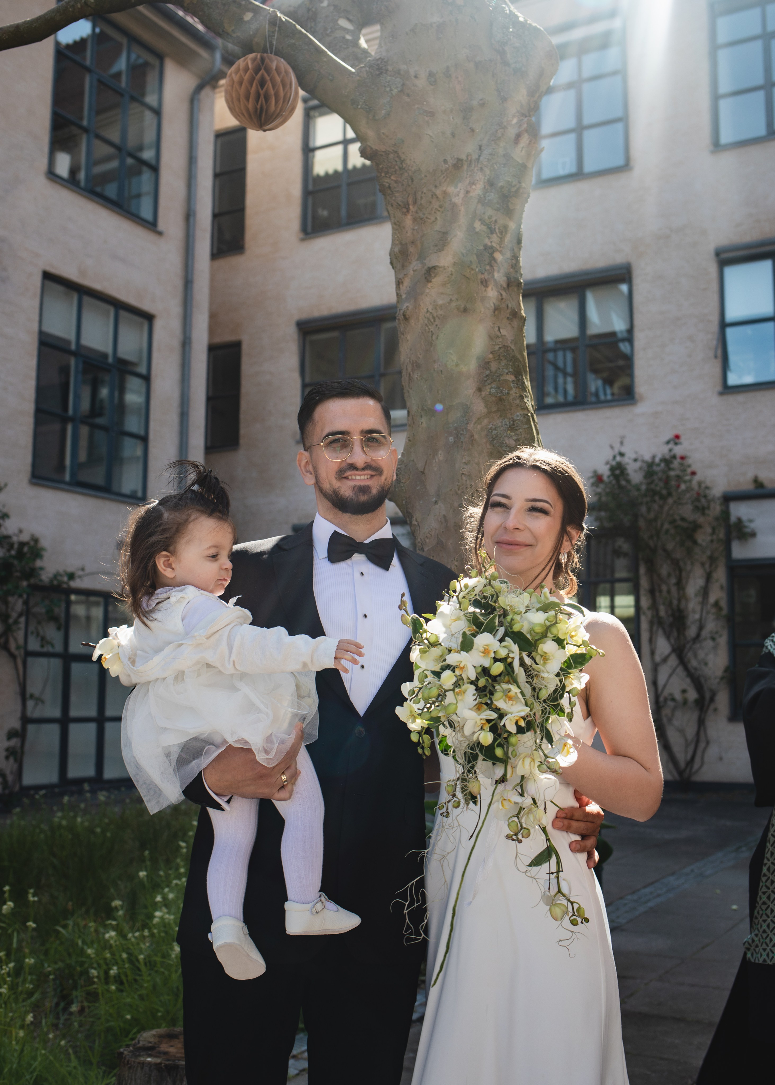 Vida | Martin. Professional wedding photographer in Copenhagen, Denmark — Julia Byron