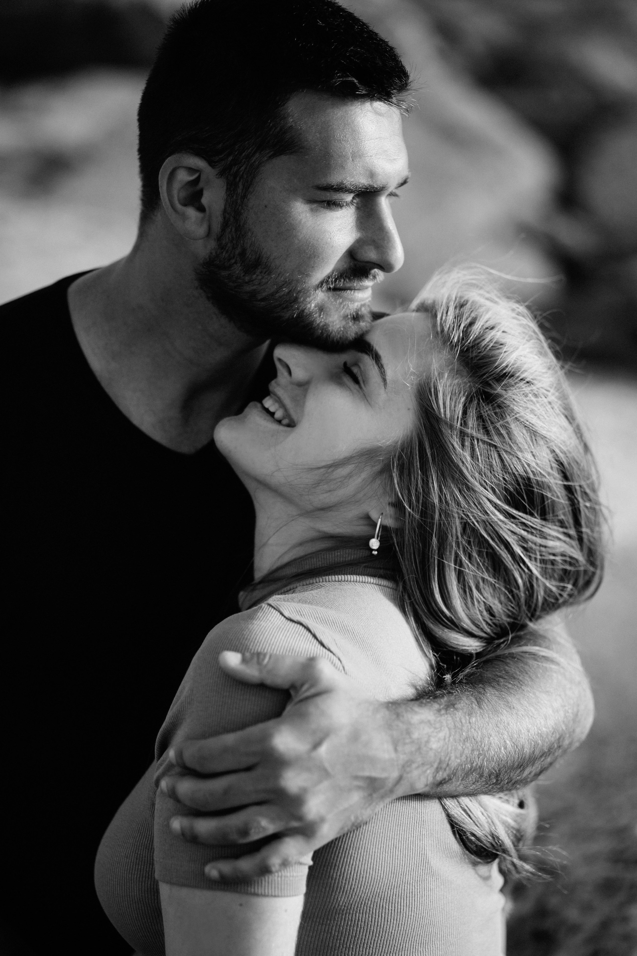 Sasha & Inna at HaBonim beach. Family photographer in Israel