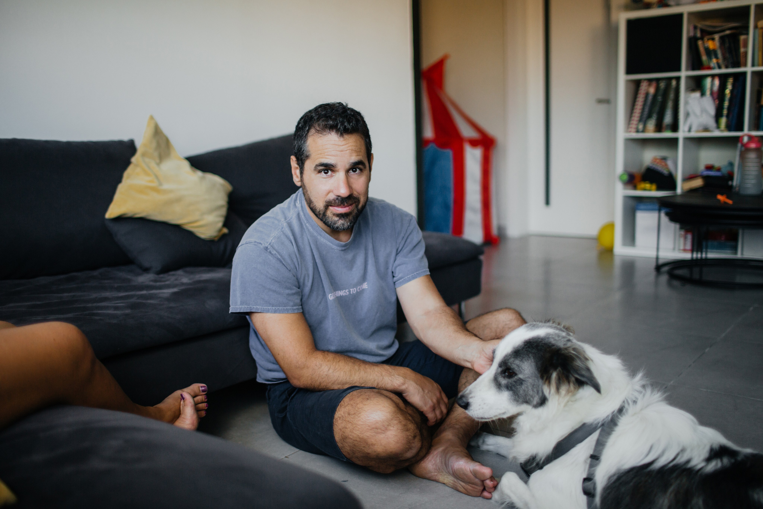 Home story. Family photographer in Israel