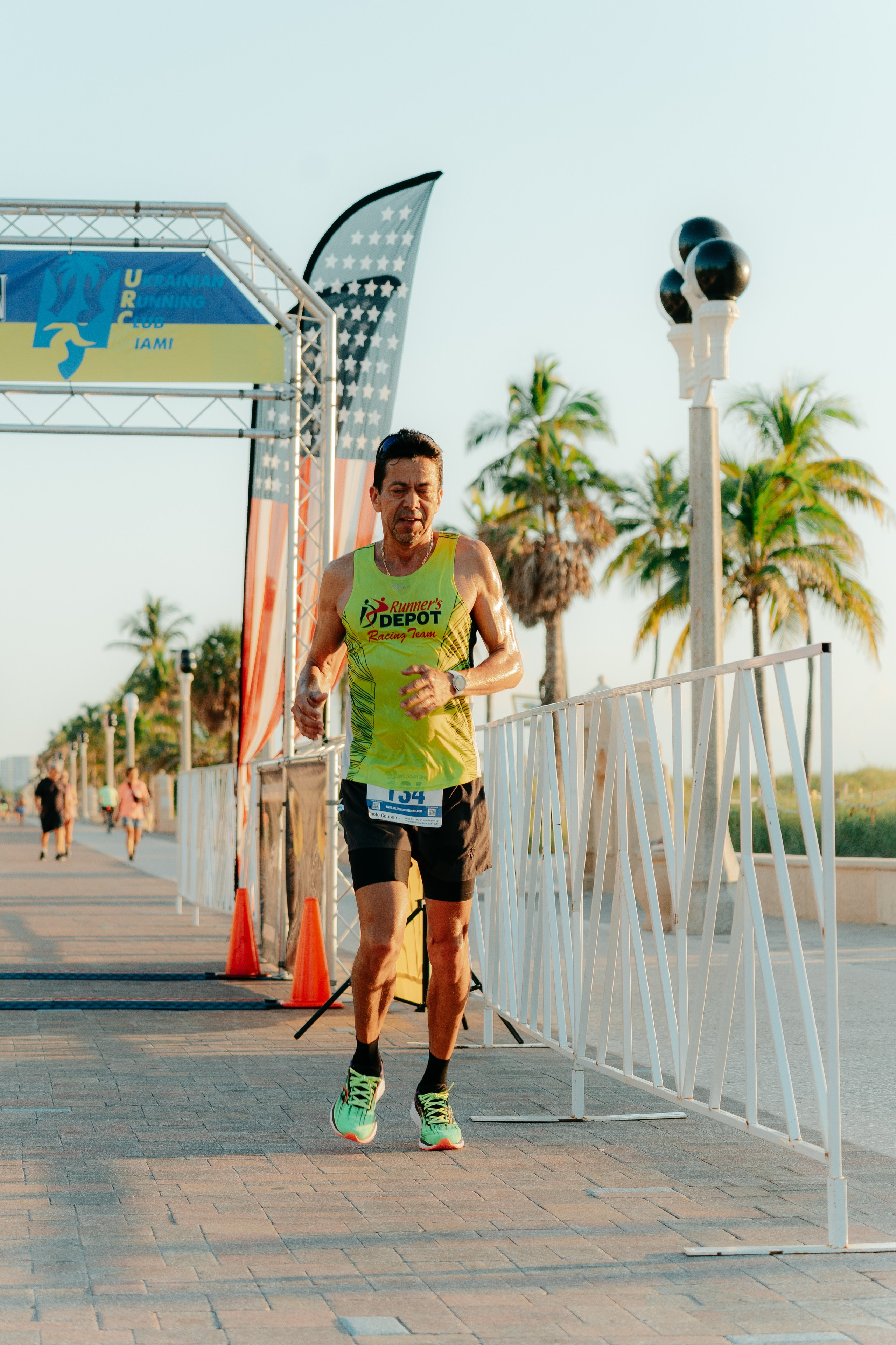 VYSHYVANKA RUN. ФОТОГРАФ ФЛОРИДА МАЙАМИ