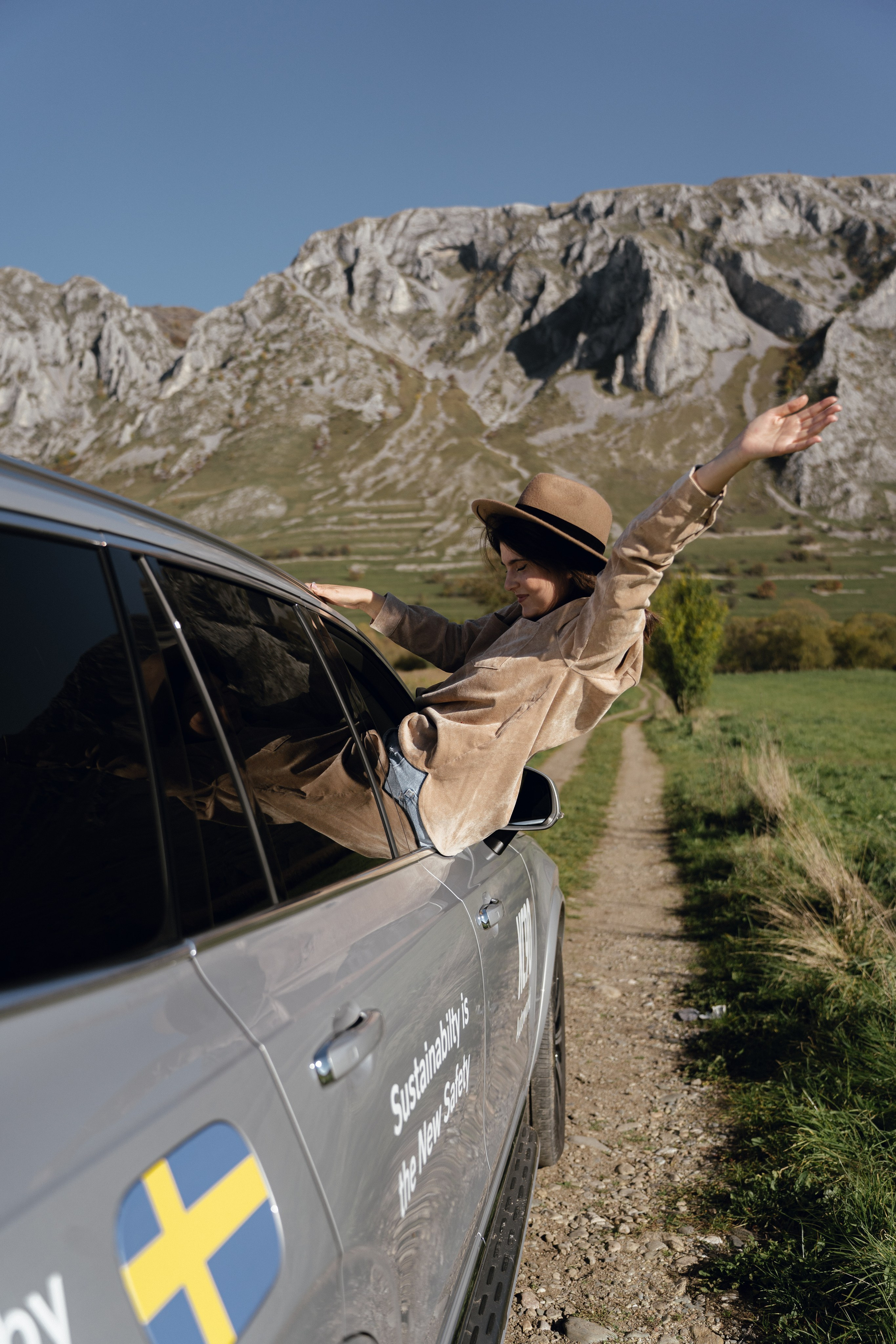 Volvo Cars Romania. Patricia Morenci — Mountain Adventures for the Wild at Heart