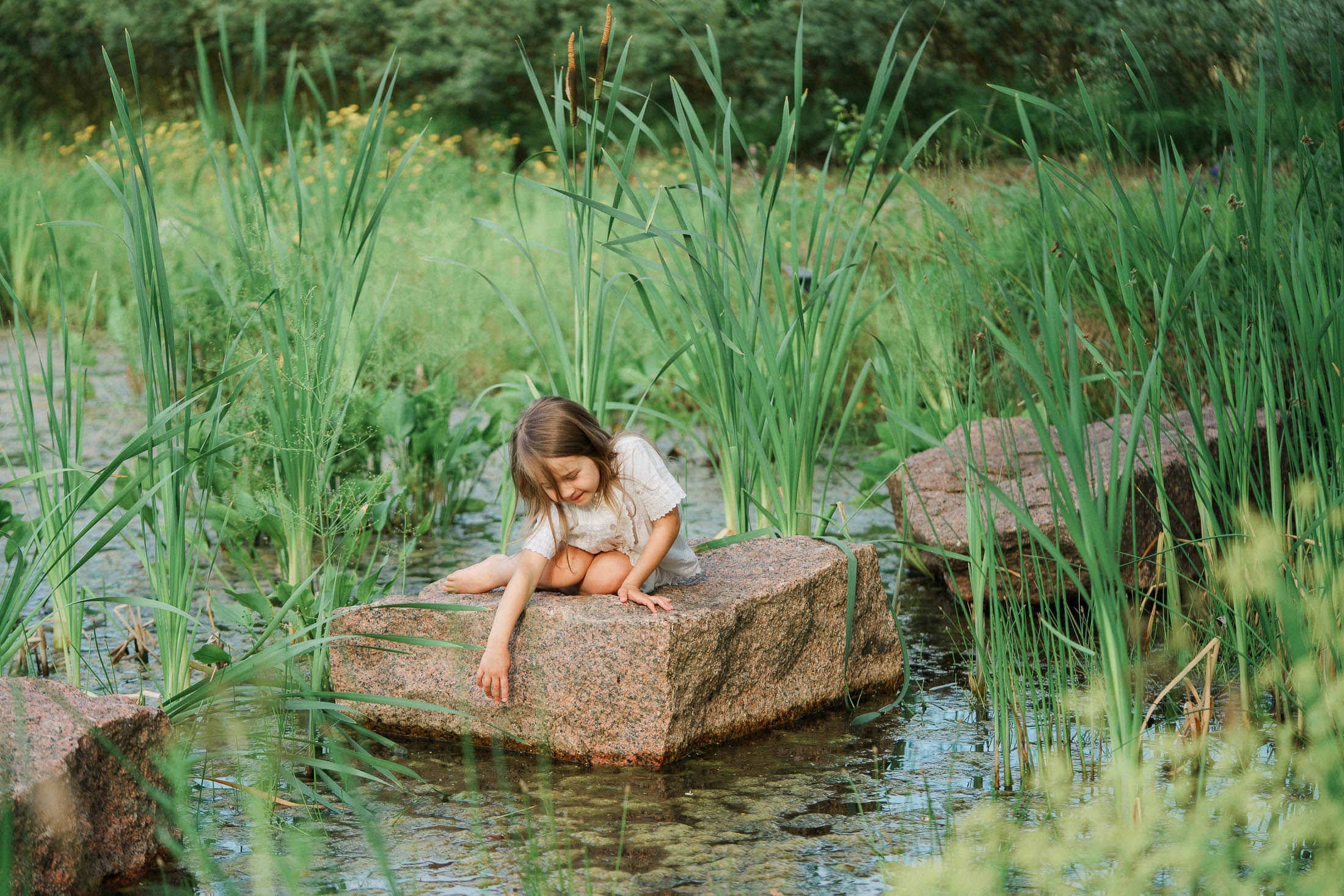 5-vuotiskuvaus puistossa