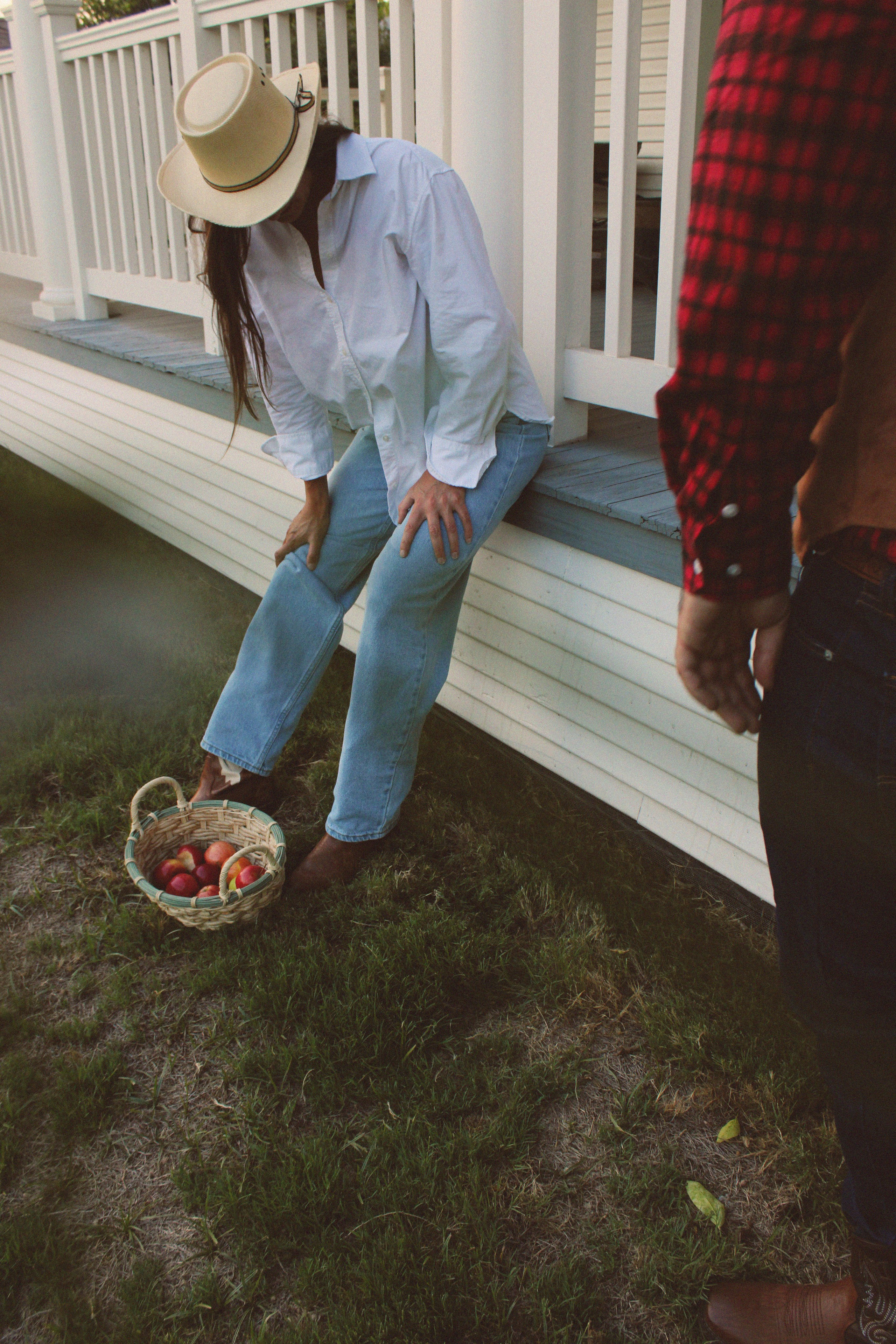 Texas Countryside Family Photoshoot in Cowboy Style. Lana Petrychenko — Portrait & Family Photographer. Valencia, Spain