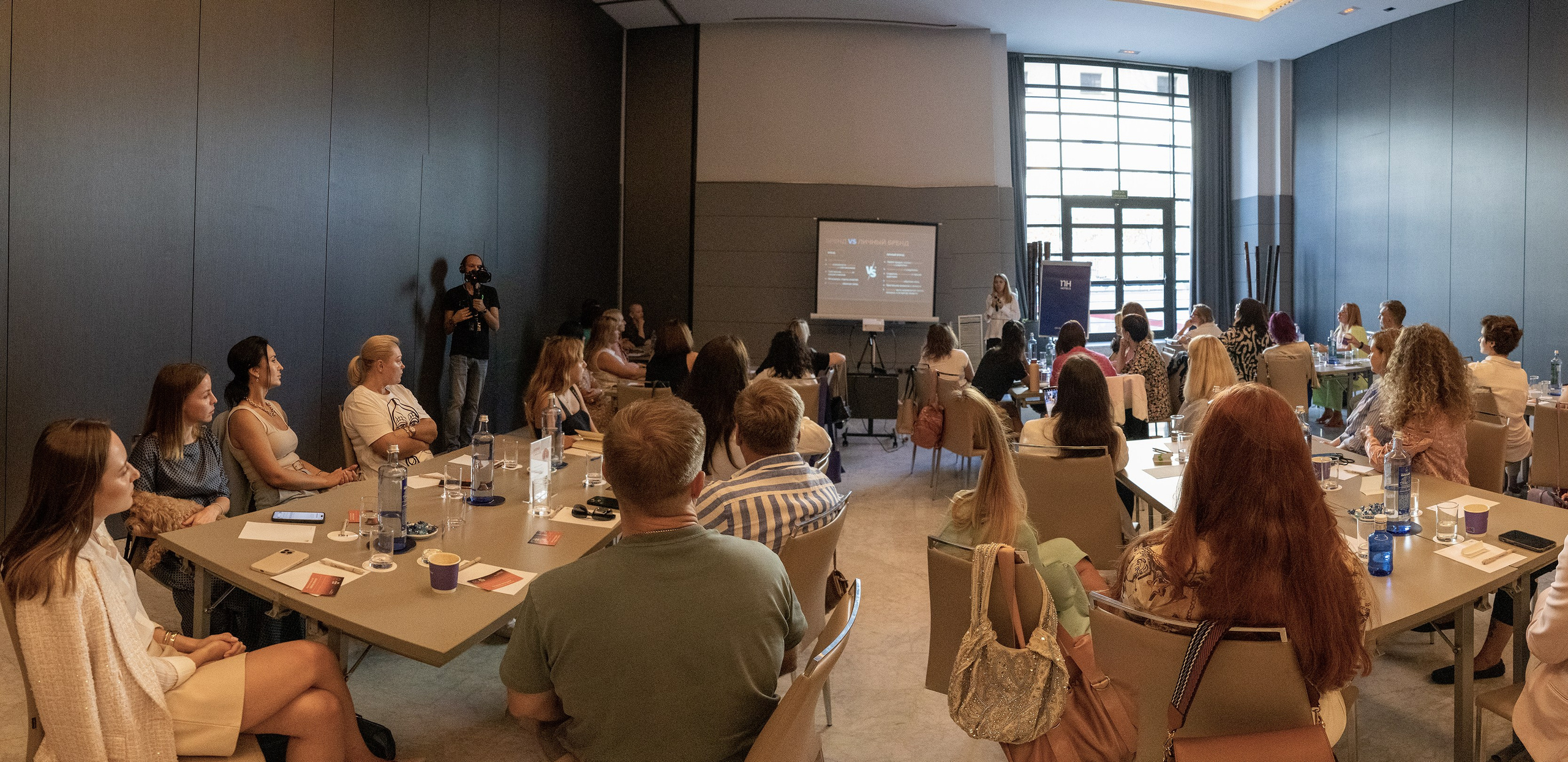 Конференция в Малаге. Volver a oranjazz.com