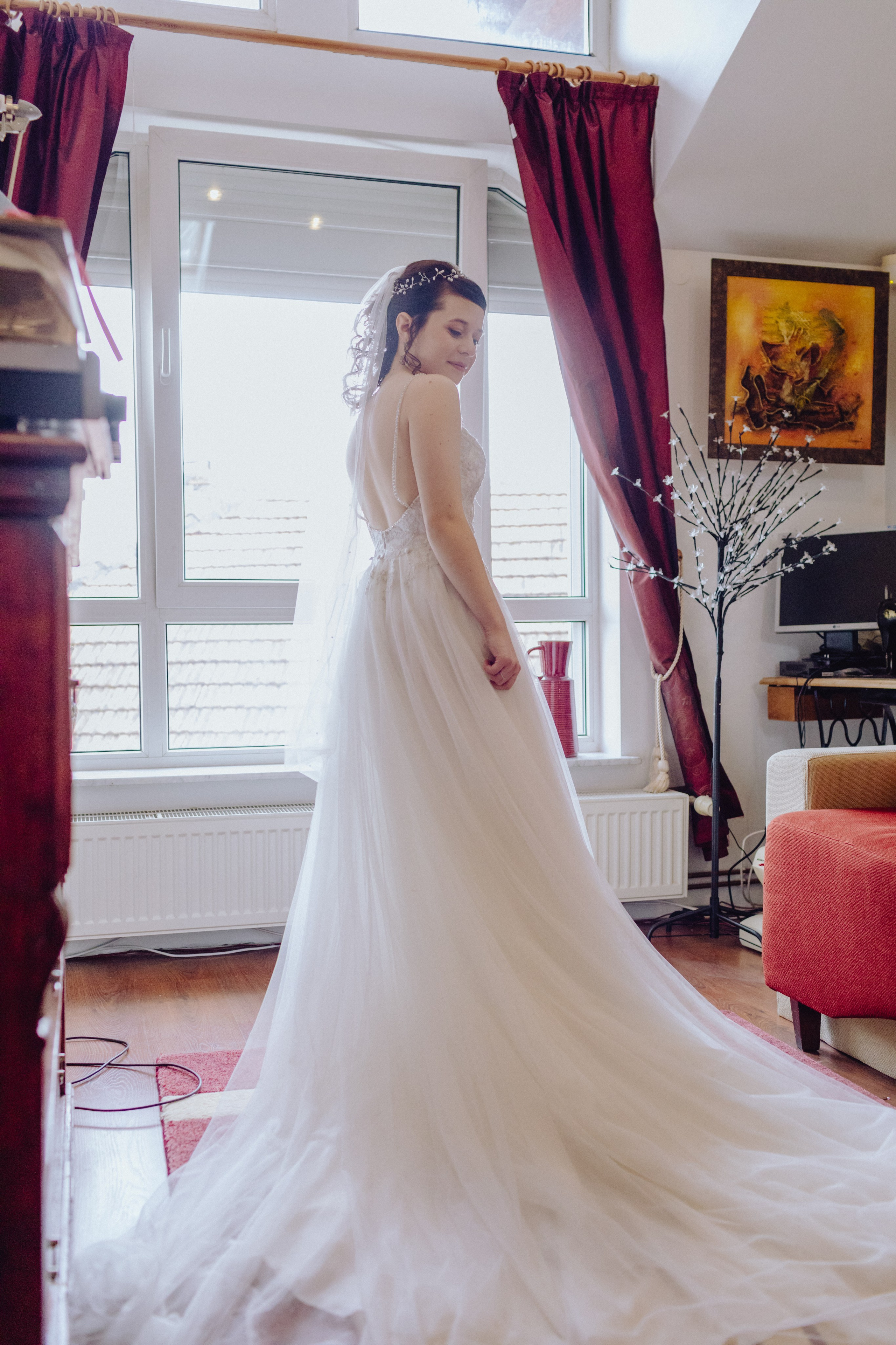 Andrei & Roxana. Wedding & couple photographer from Romania Rut Vetan