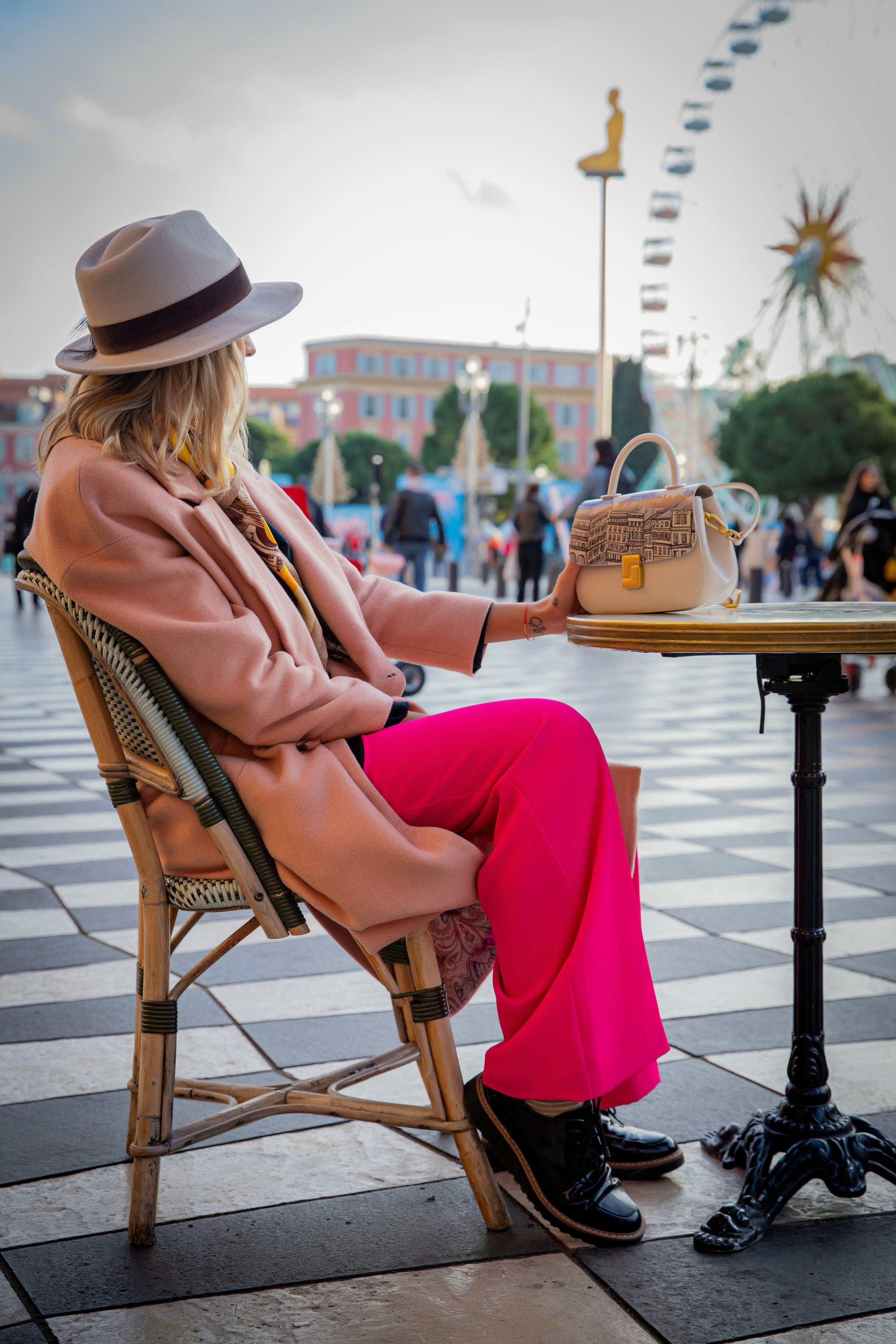 Photographie publicitaire. Photographe et photothérapeute à Nice et sur la Côte d’Azur — Katherine Grape