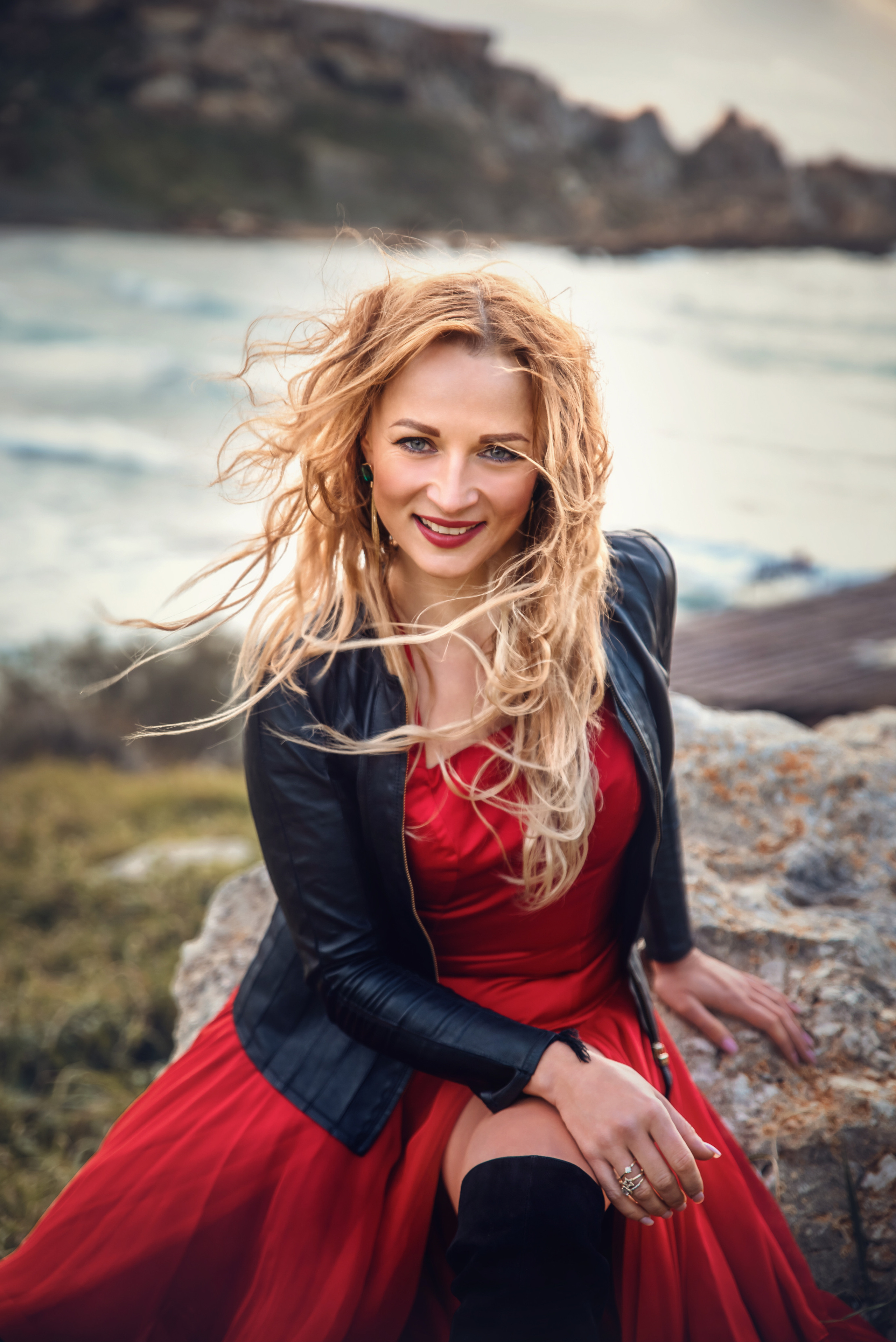 In the emdrace of the wind…. Family and Children Photographer /Φωτογράφος