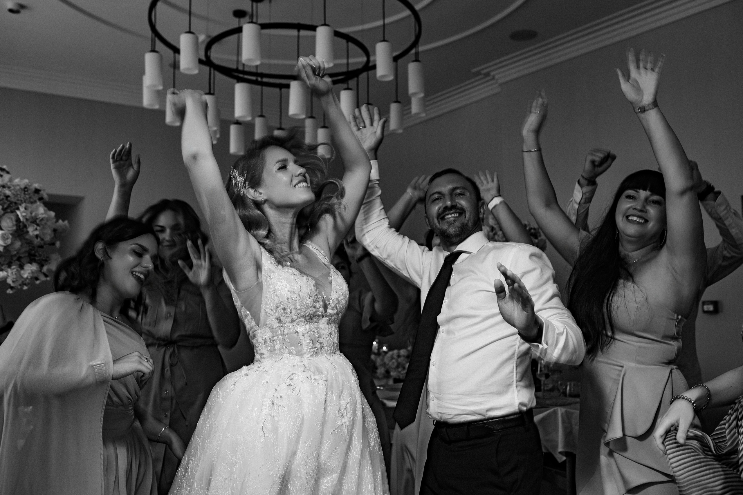 Valeria & Vitaliy. Ziyad Restaurant. 2024. Fotograf ślubny i rodzinny w Krakowie Yana Klymova