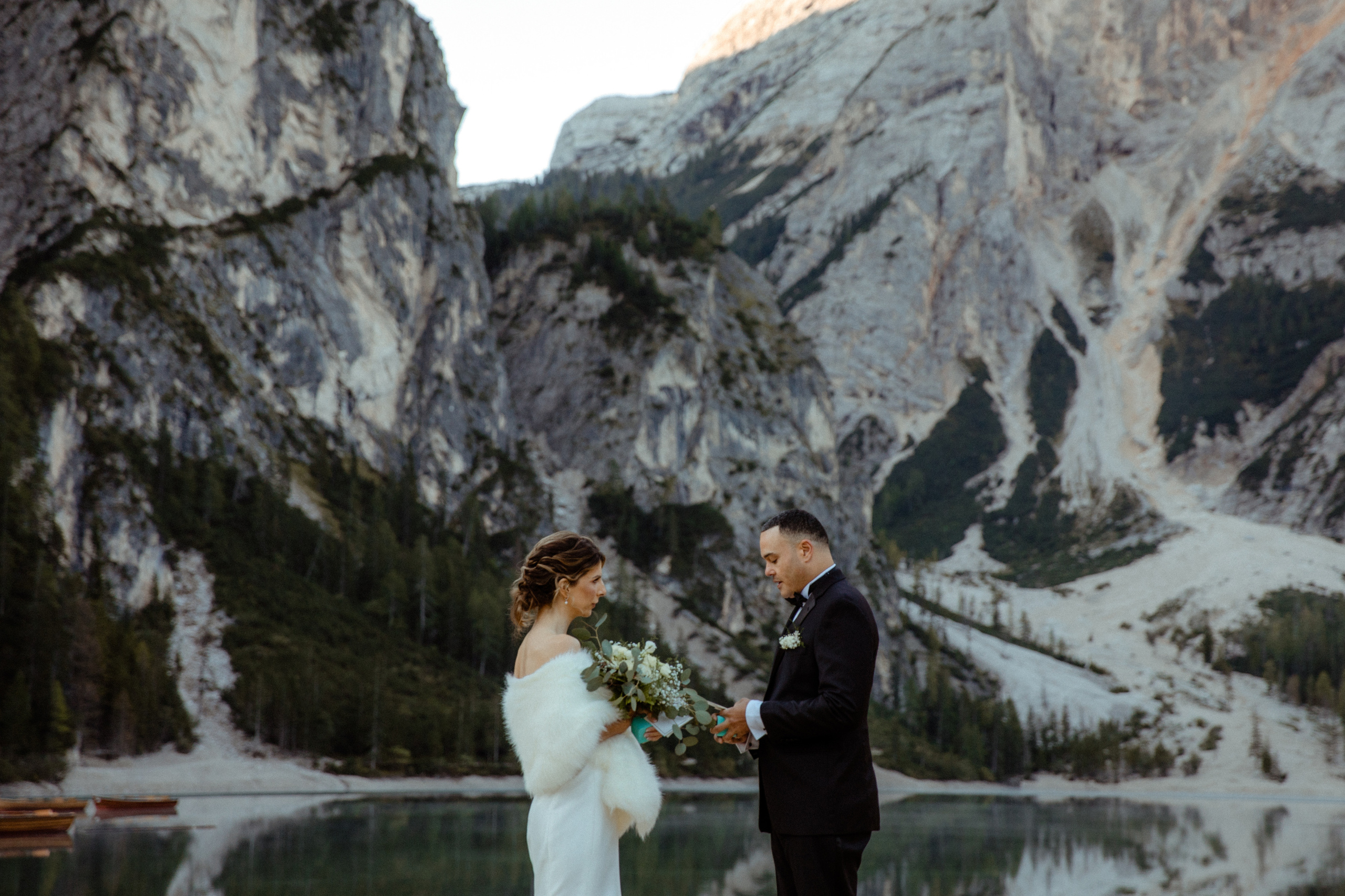 elopement photos at Lago di Braies
