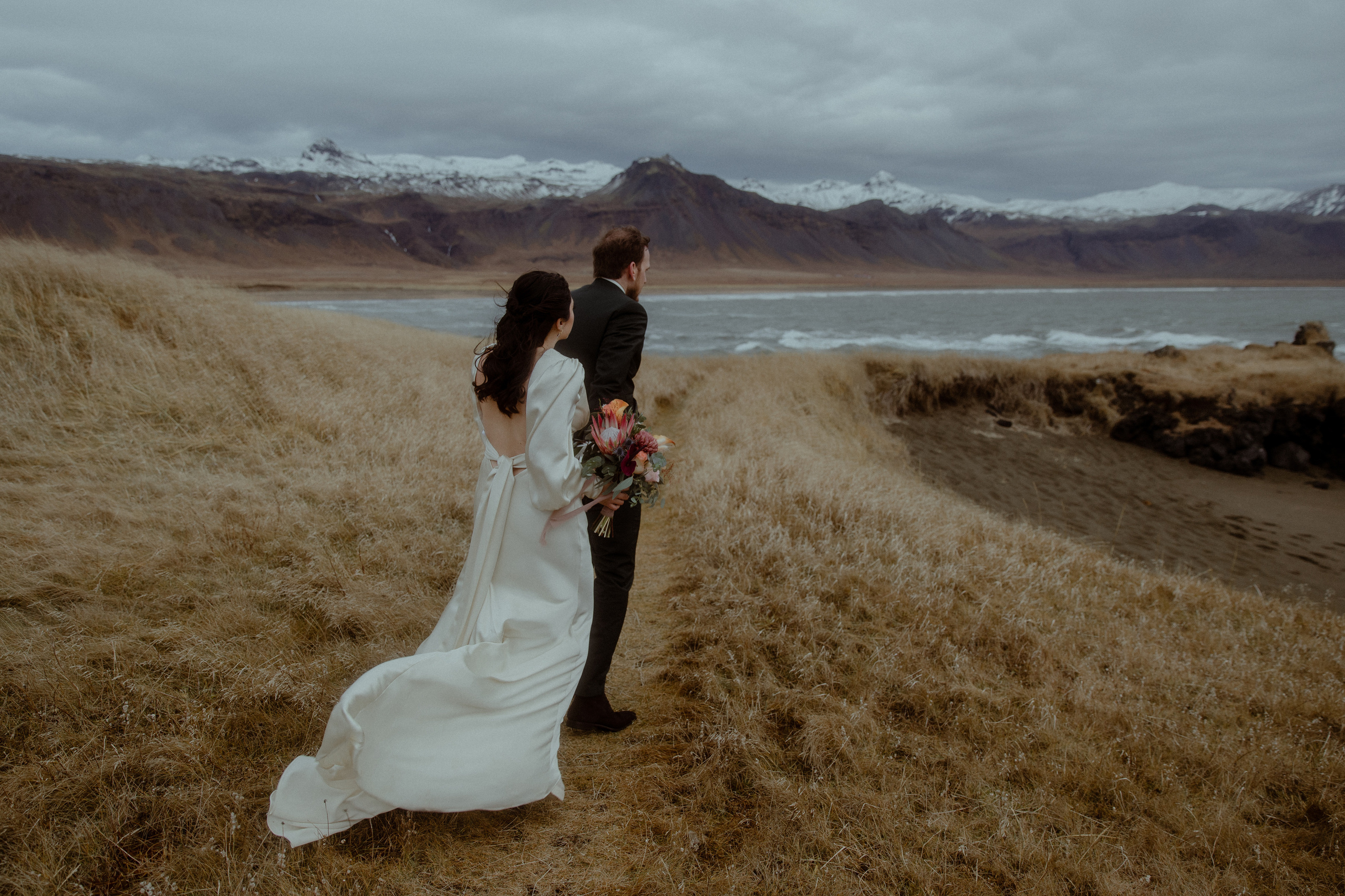 Elopement at Snaefellsnes Iceland | Wedding photos with Icelandic horses. Iceland elopement photographer & videographer