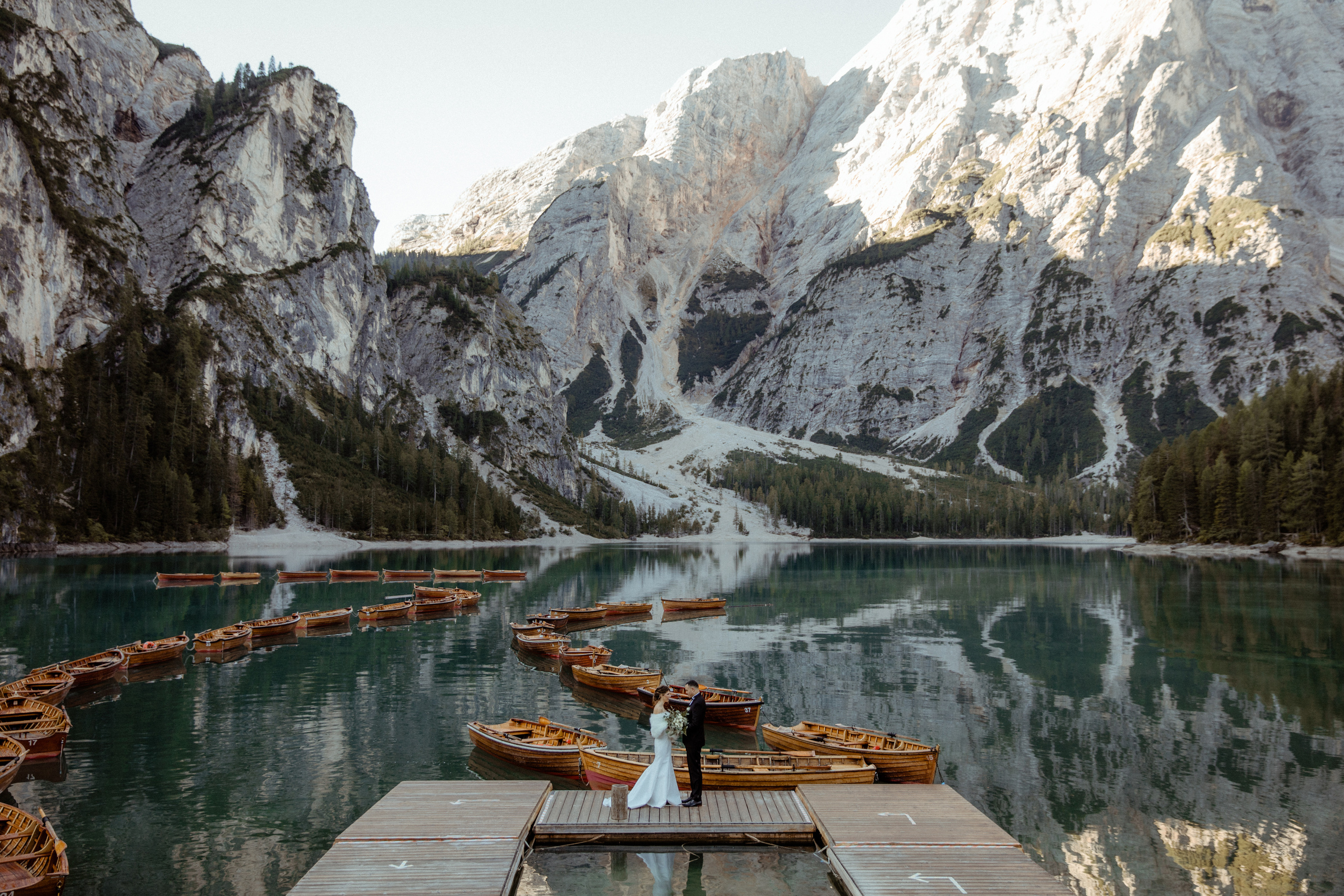 Lago di Braies elopement photographer