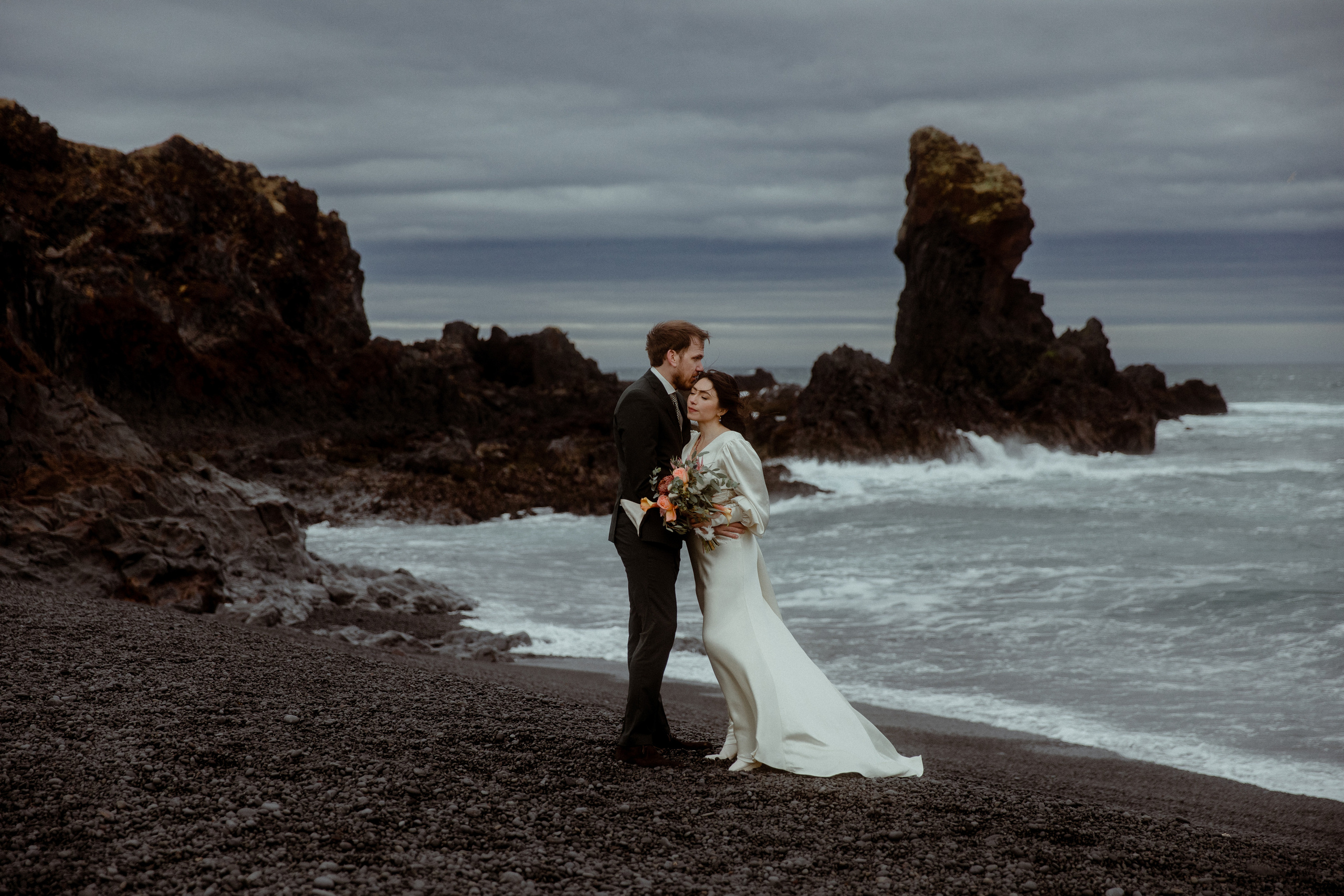 Elopement at Snaefellsnes Iceland | Wedding photos with Icelandic horses. Iceland elopement photographer & videographer