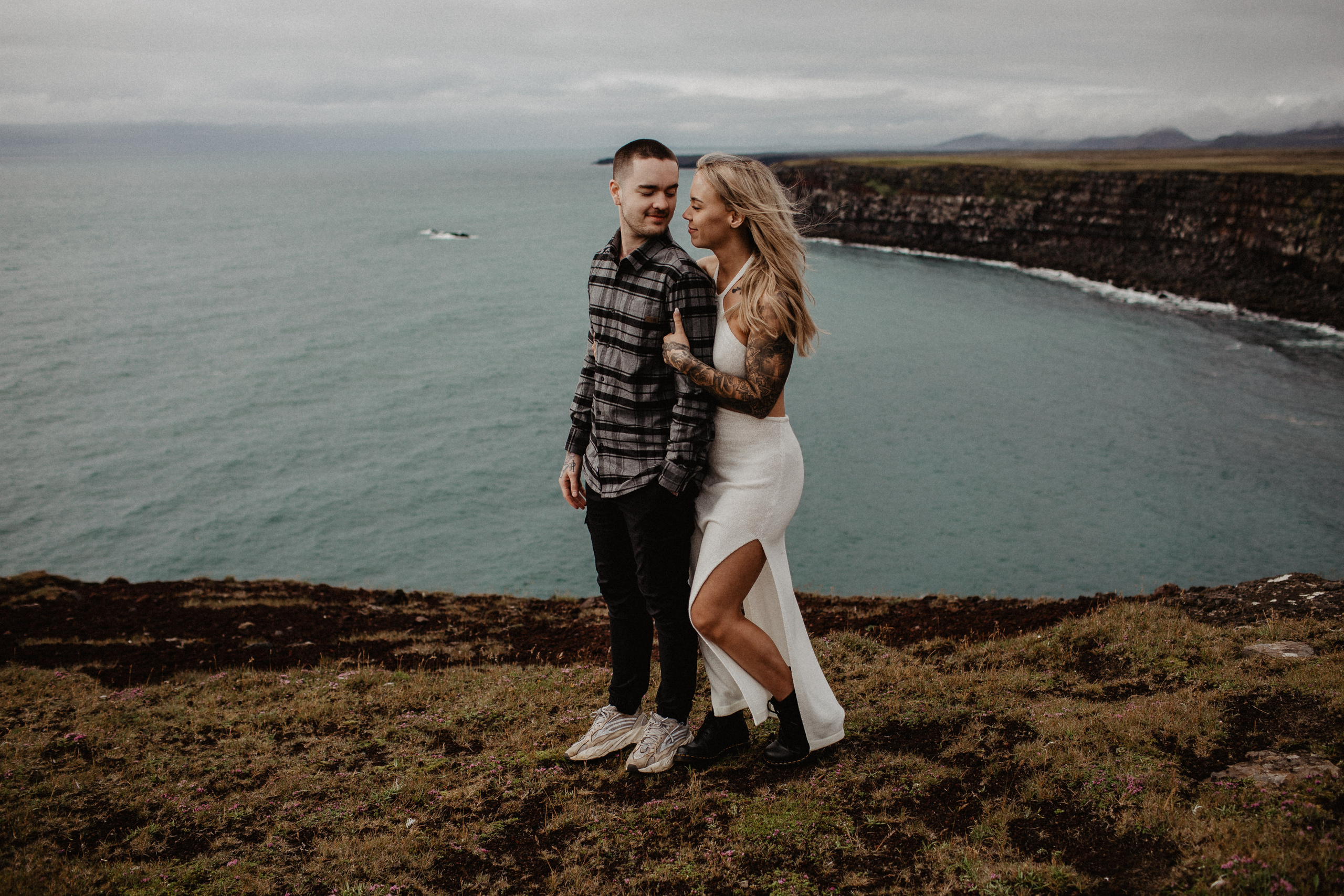 Engagement photoshoot in Iceland | Proposal in Iceland. Iceland elopement photographer & videographer