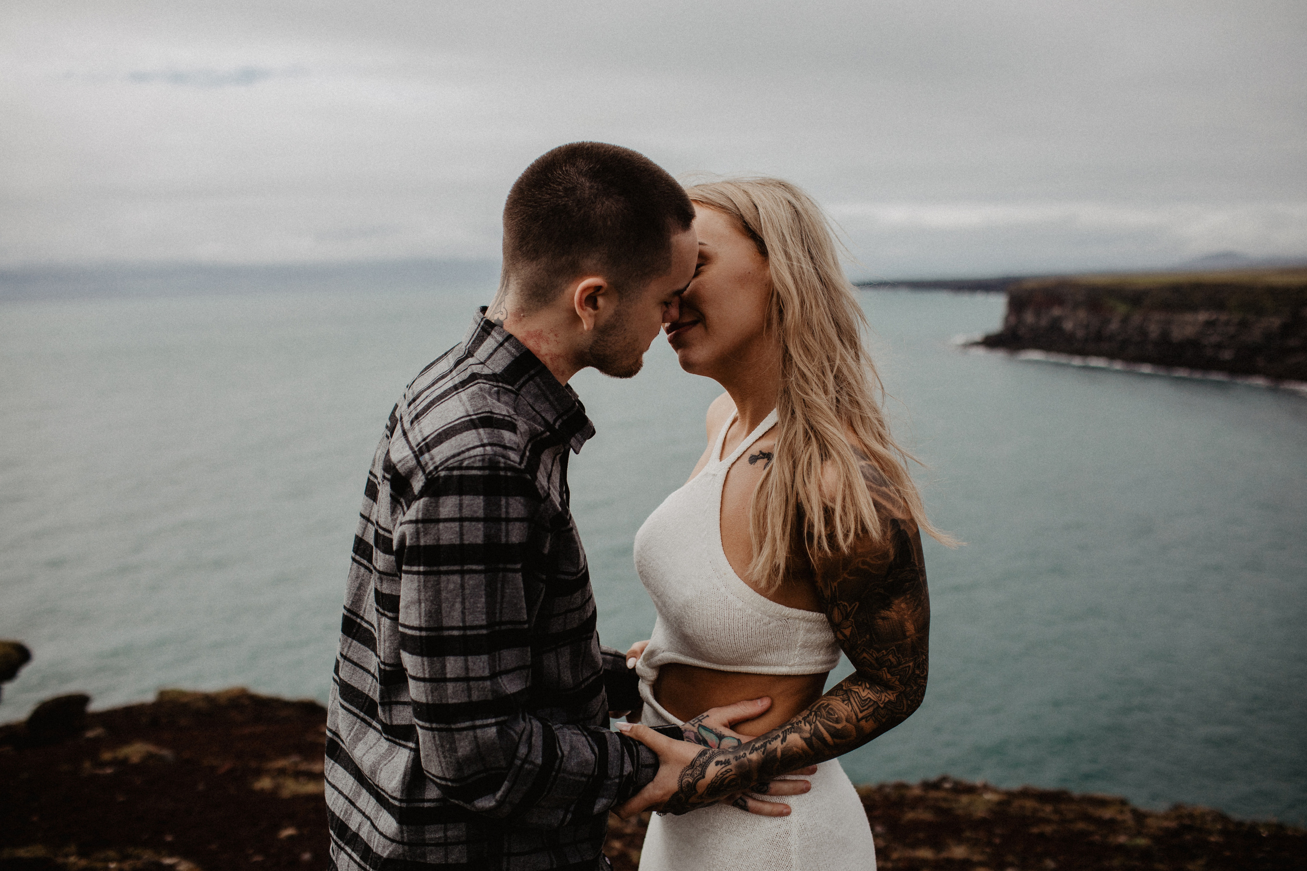 Engagement photoshoot in Iceland | Proposal in Iceland. Iceland elopement photographer & videographer