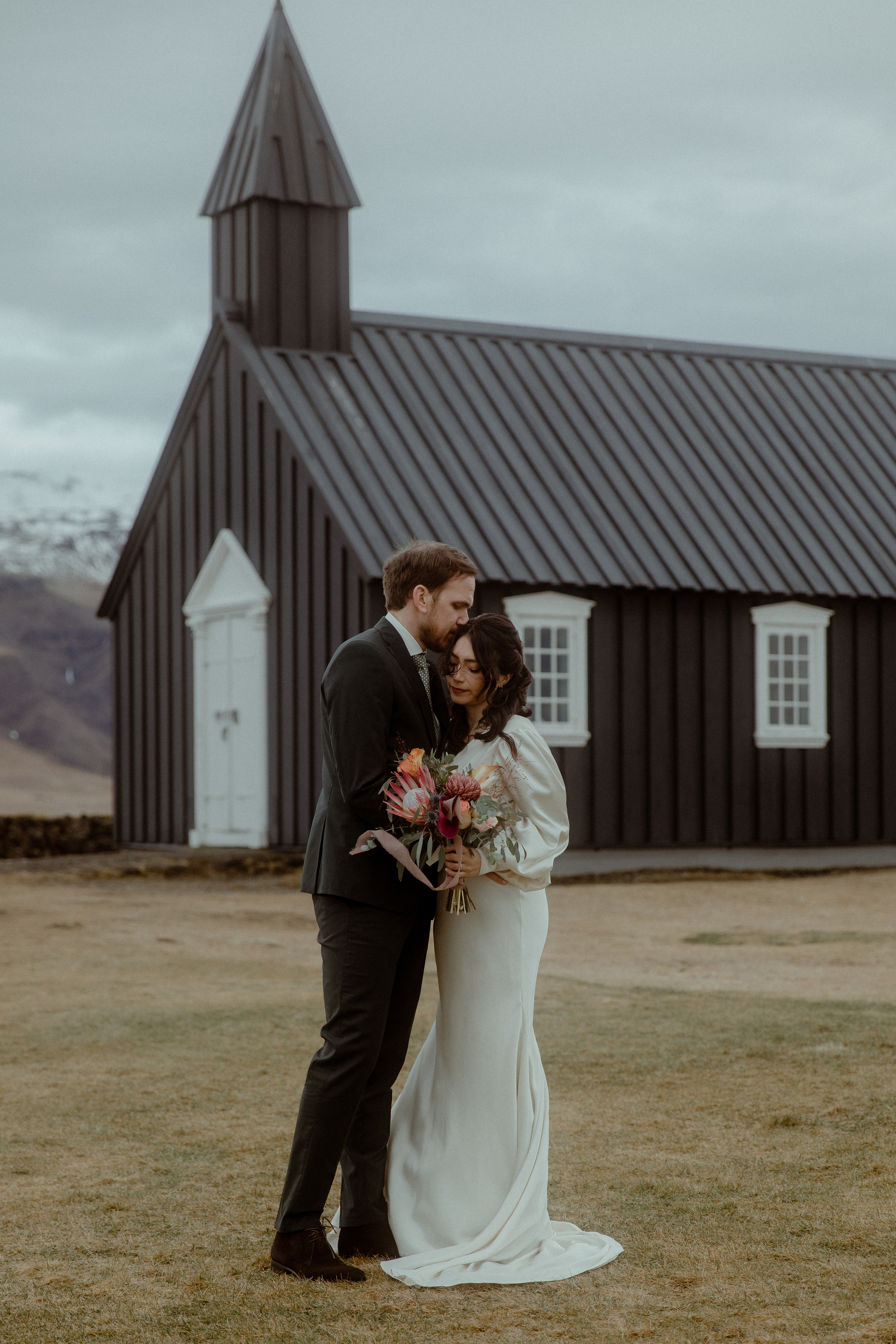 Elopement at Snaefellsnes Iceland | Wedding photos with Icelandic horses. Iceland elopement photographer & videographer