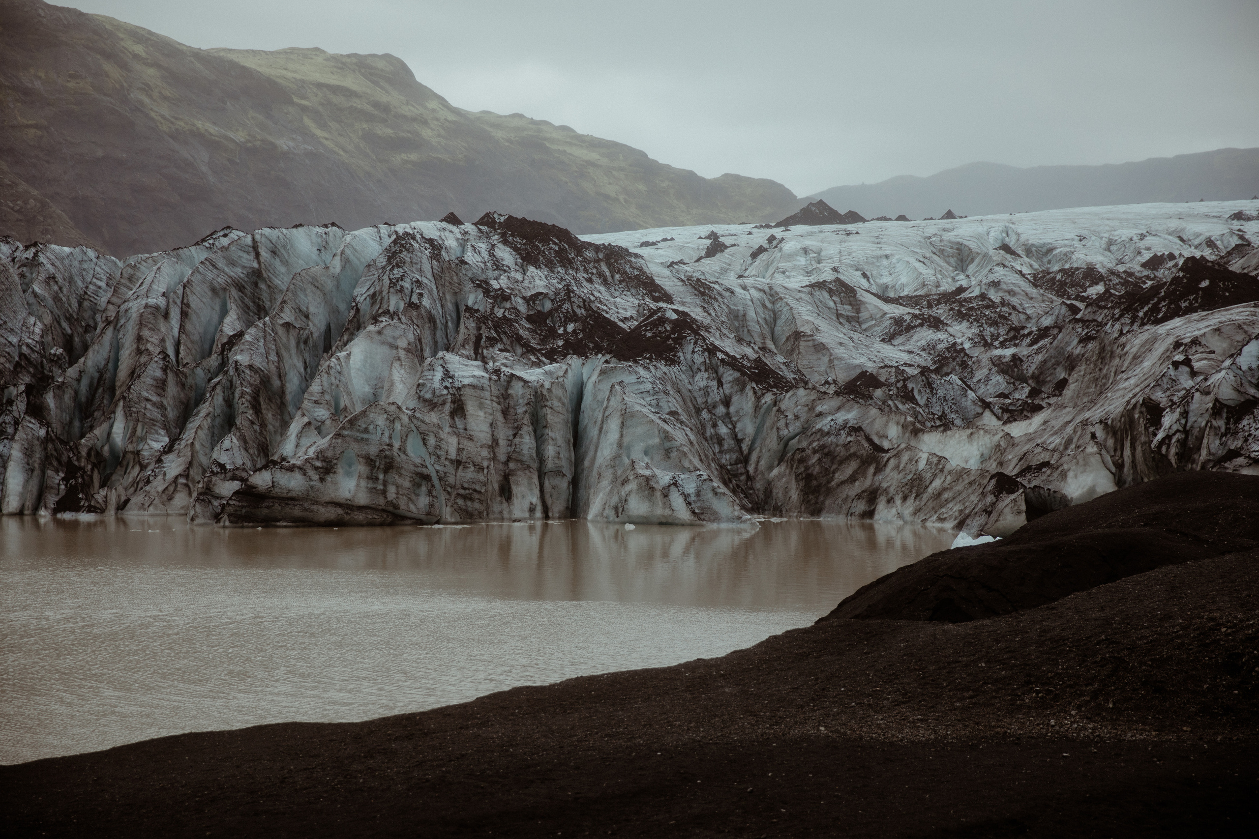 Engagement photoshoot in South Iceland. Iceland elopement photographer & videographer