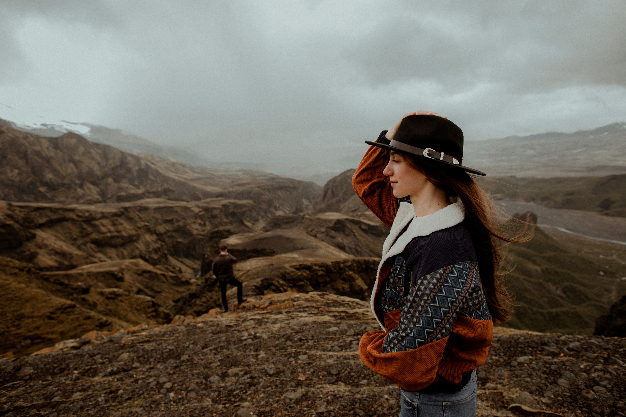 Hiking photoshoot in highlands of Iceland. Iceland elopement photographer & videographer