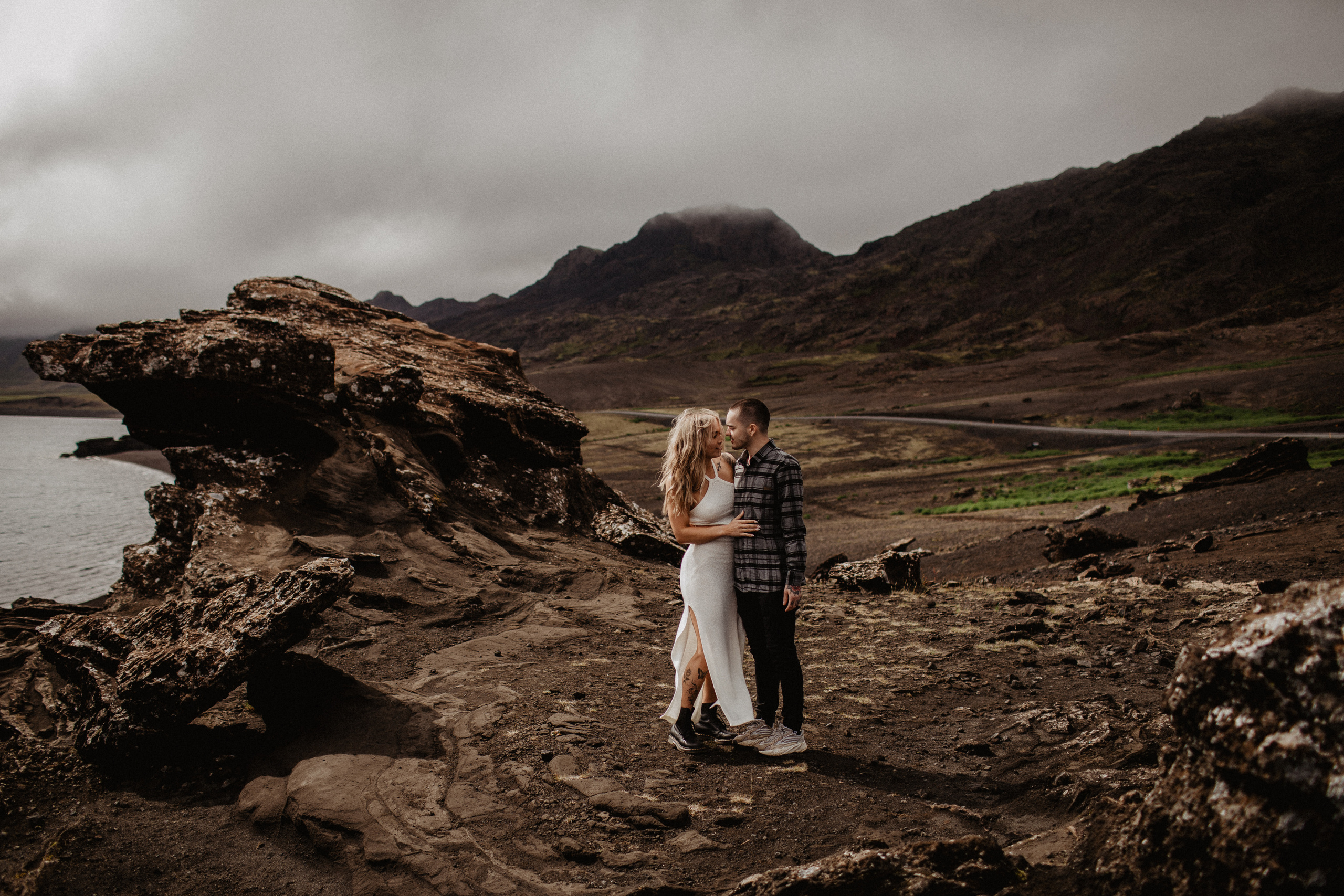 Engagement photoshoot in Iceland | Proposal in Iceland. Iceland elopement photographer & videographer