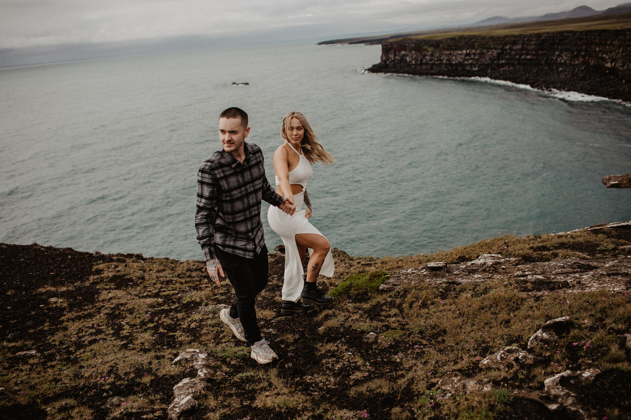 Engagement photoshoot in Iceland | Proposal in Iceland. Iceland elopement photographer & videographer