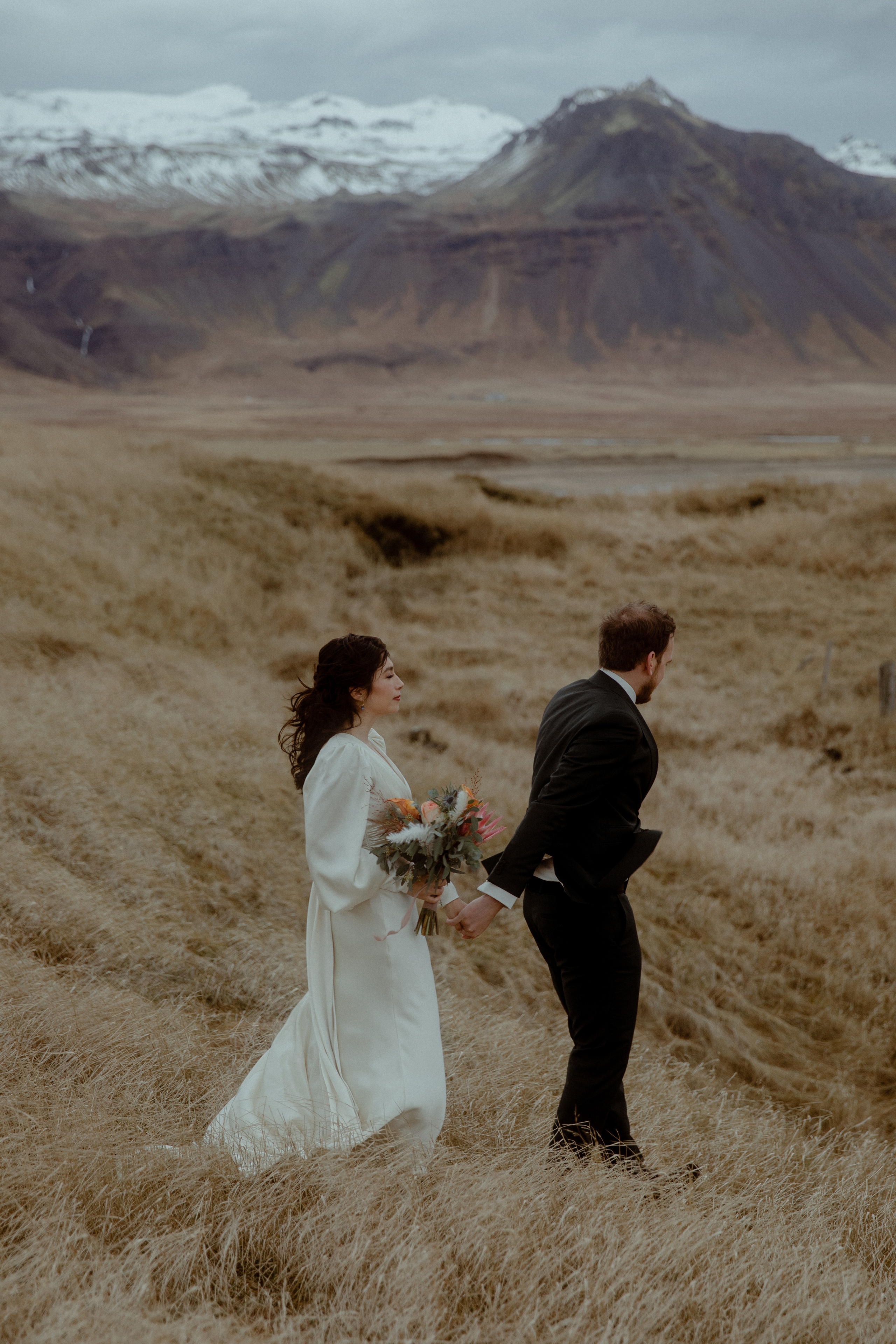 Elopement at Snaefellsnes Iceland | Wedding photos with Icelandic horses. Iceland elopement photographer & videographer