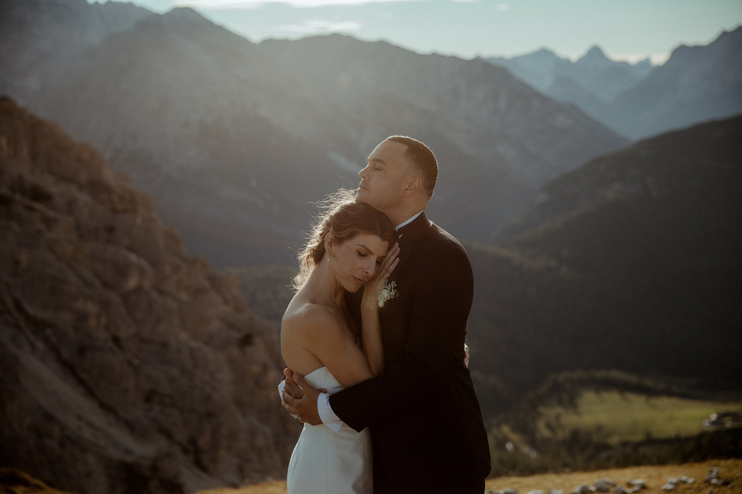 Sunrise Dolomites Elopement. Iceland elopement photographer & videographer