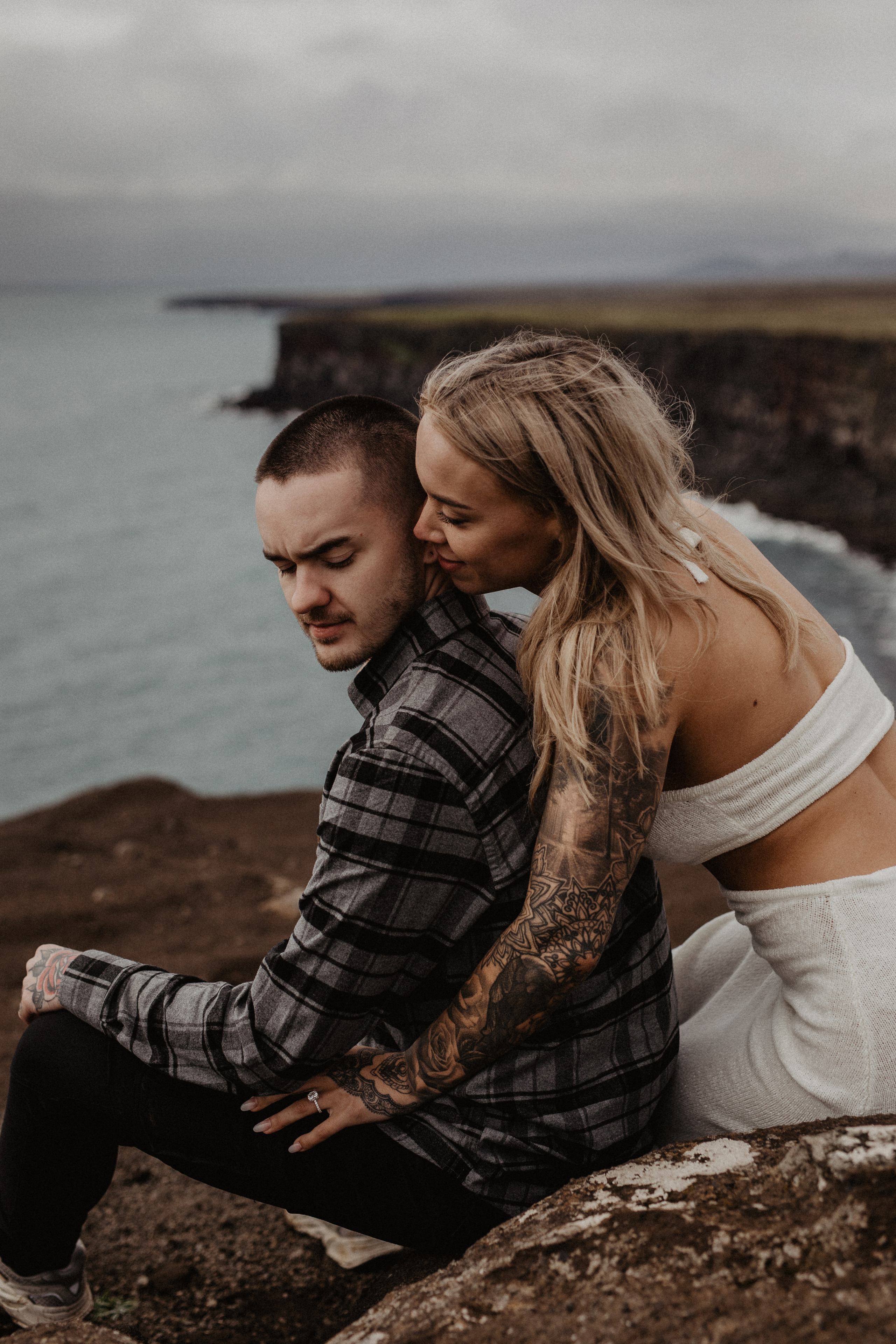 Engagement photoshoot in Iceland | Proposal in Iceland. Iceland elopement photographer & videographer