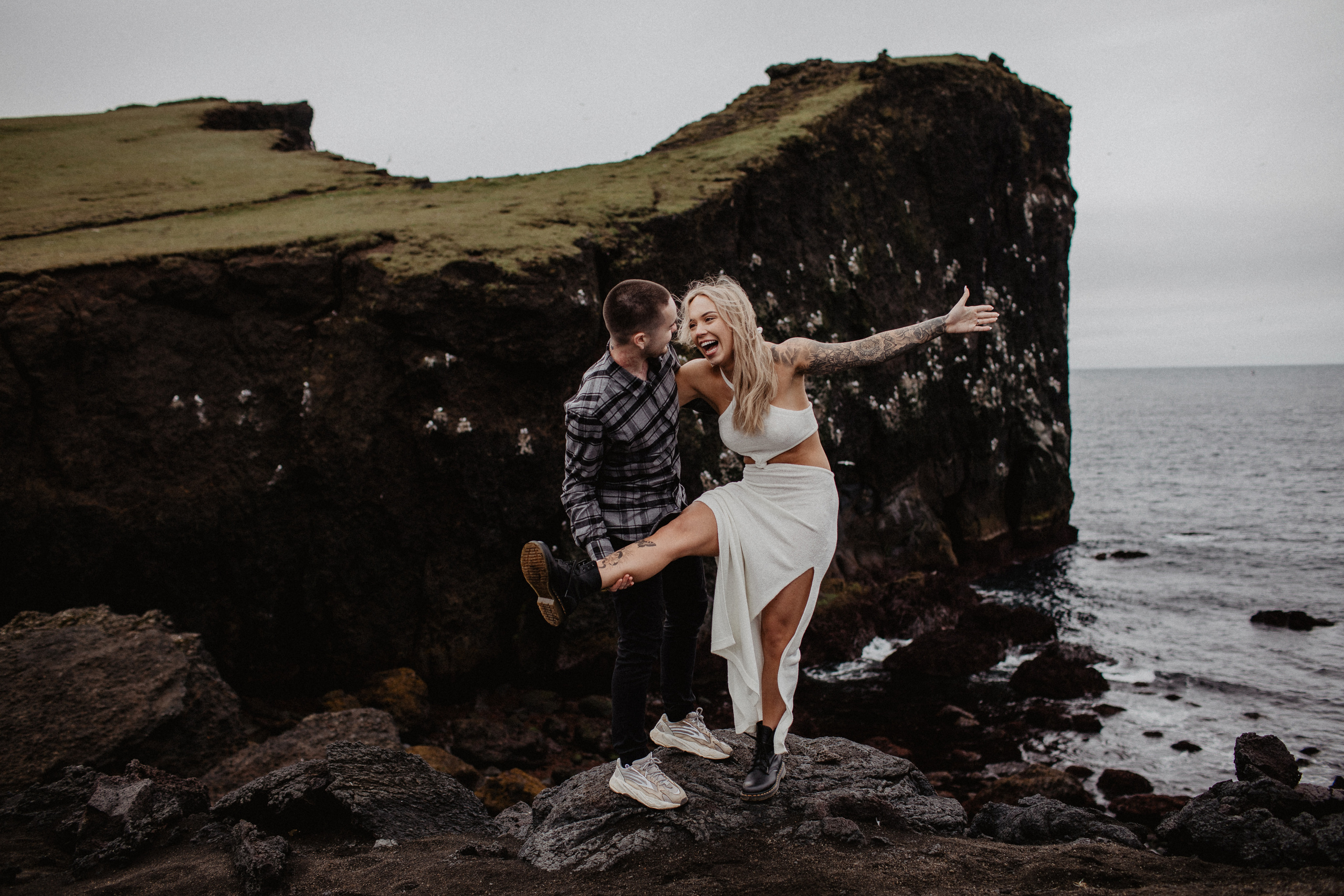 Engagement photoshoot in Iceland | Proposal in Iceland. Iceland elopement photographer & videographer