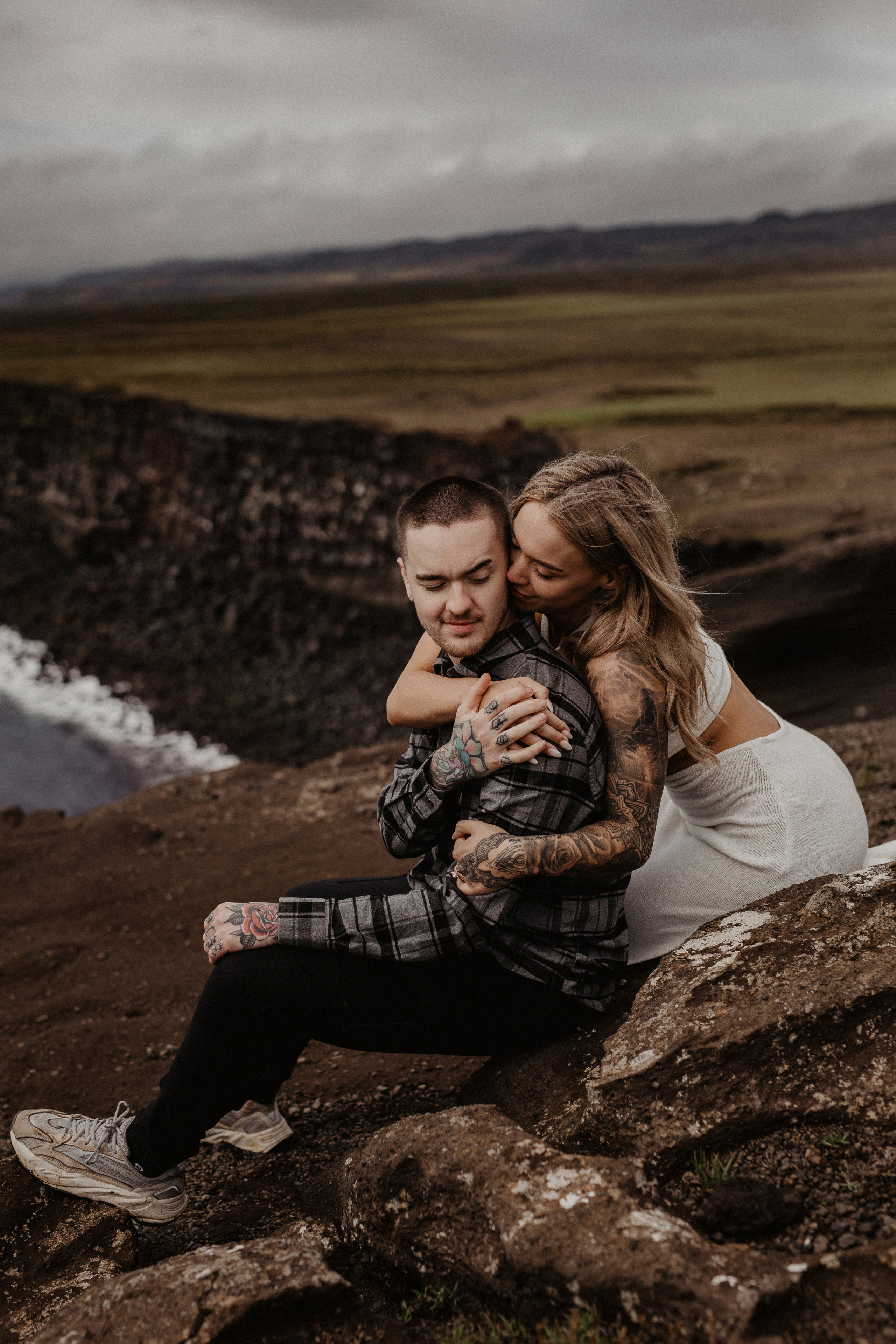 Engagement photoshoot in Iceland | Proposal in Iceland. Iceland elopement photographer & videographer