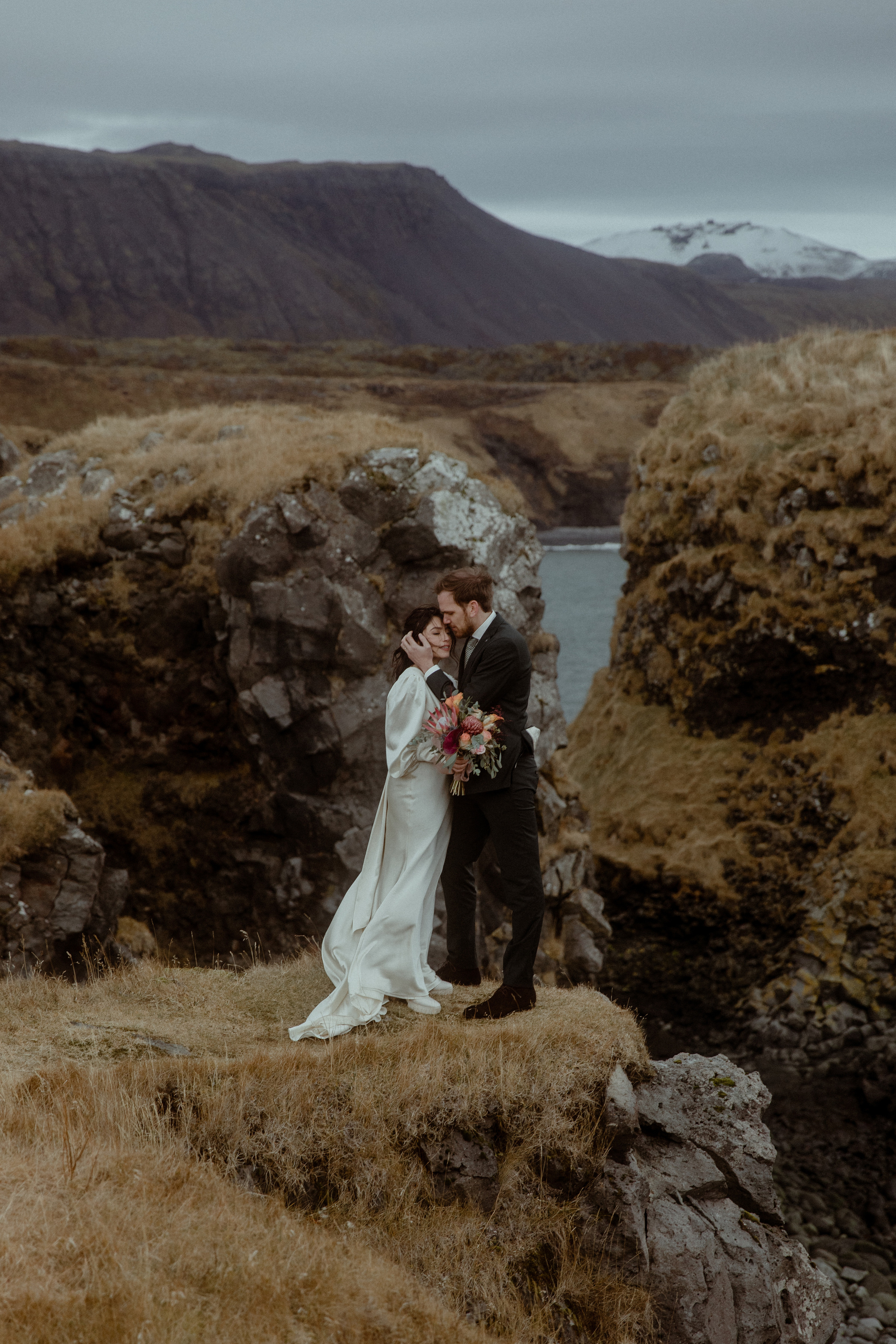 Elopement at Snaefellsnes Iceland | Wedding photos with Icelandic horses. Iceland elopement photographer & videographer